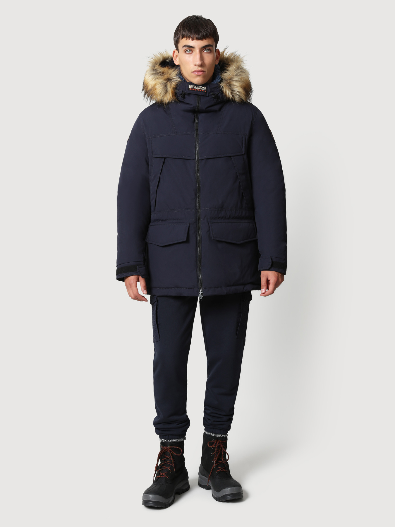 Зимняя куртка Napapijri Skidoo Op Long 3 модель NP0A4FLE1761 Зимняя куртка Napapijri Skidoo Op Long 3 модель NP0A4FLE1761 Фото