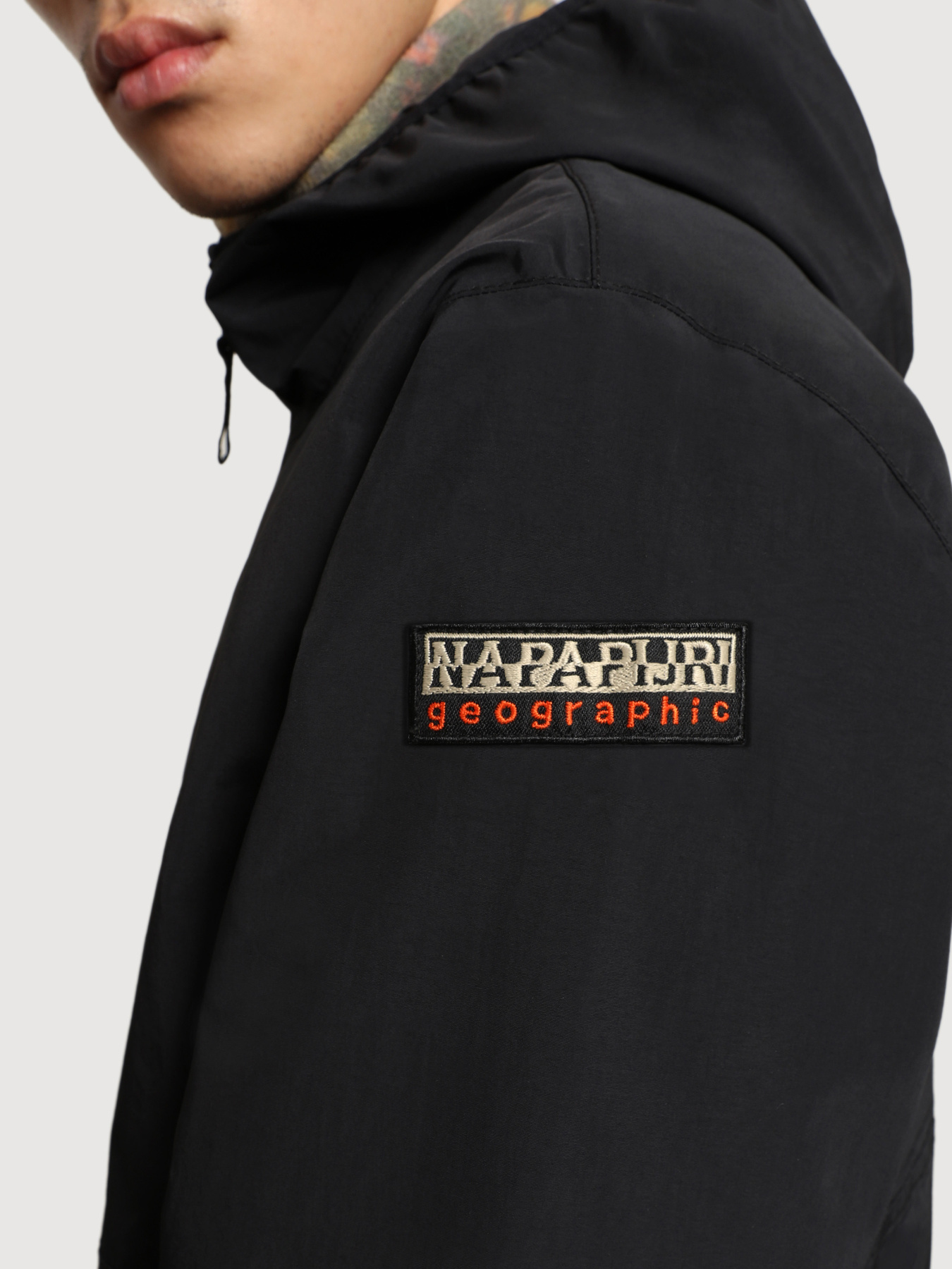 Ветровка Napapijri Rainforest Taika Fa модель NP0A4FPK0411 Фото