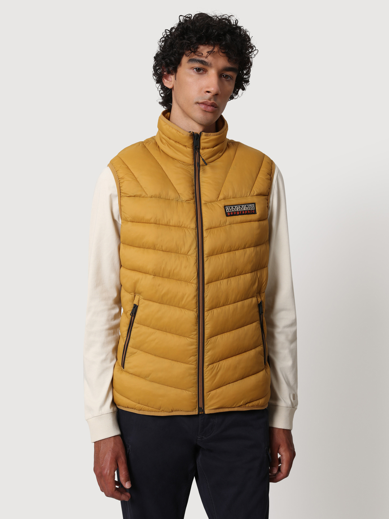 Утепленный жилет Napapijri Aerons модель NP0A4FPWW0L1 Фото