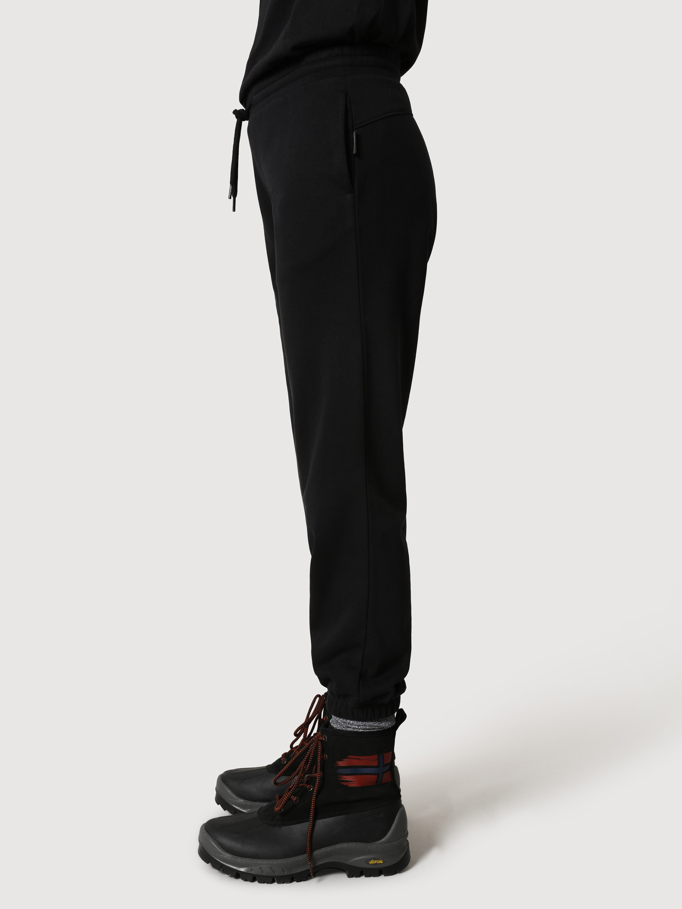 Штаны спортивные Napapijri модель NP0A4FSI041S Фото