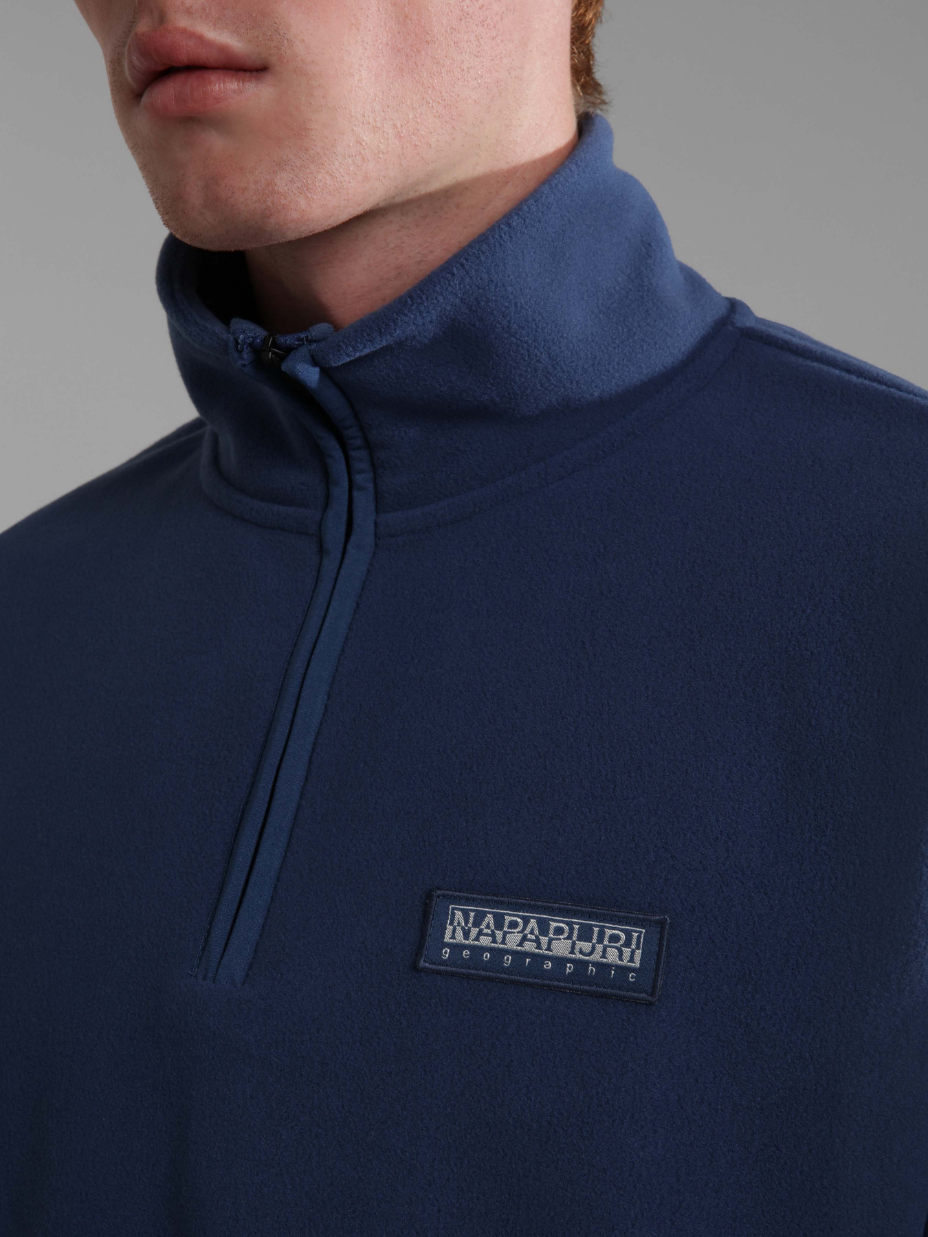 Свитшот Napapijri T-Morgex модель NP0A4GAQBS51 Фото