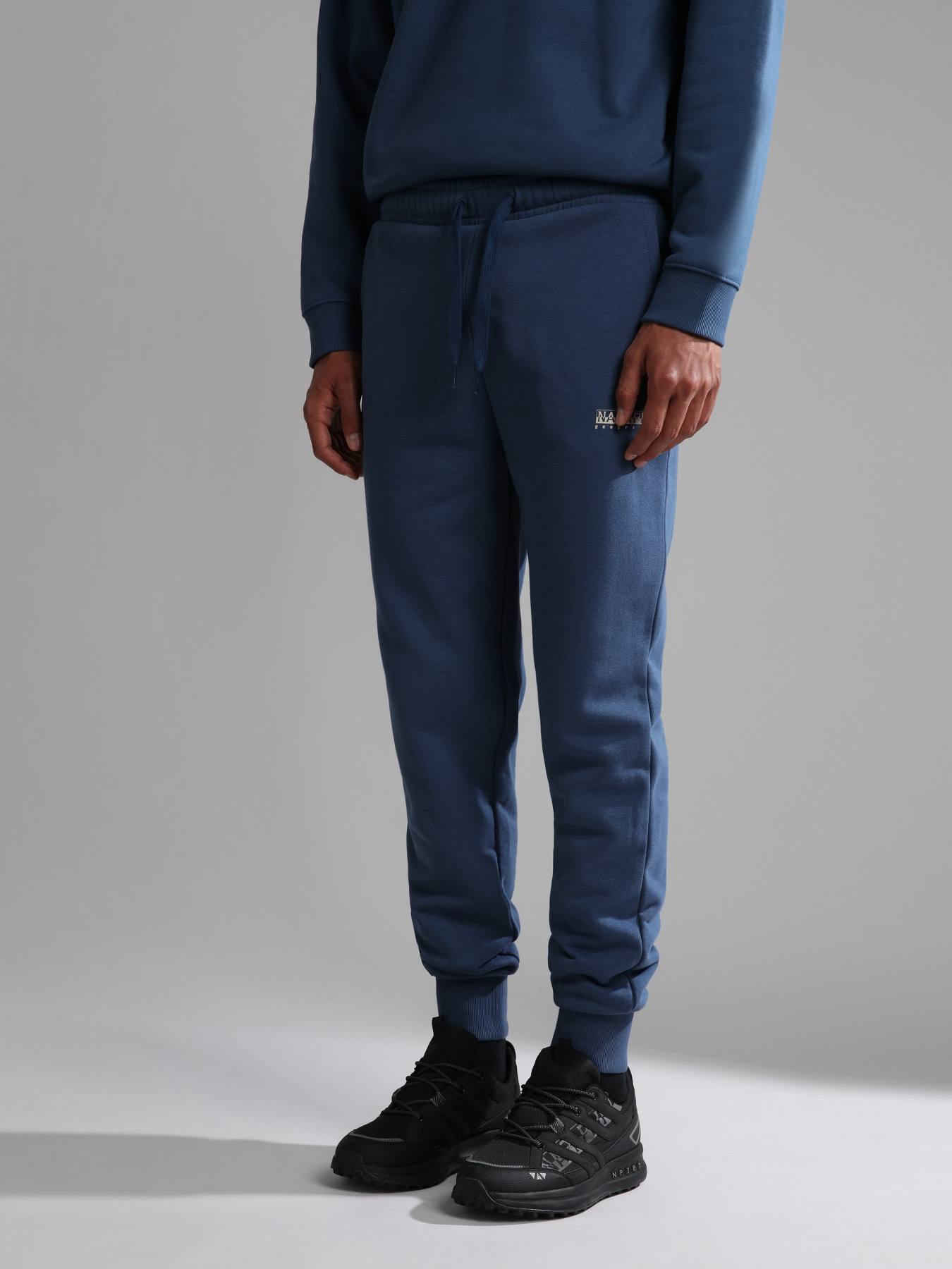 Штаны спортивные Napapijri M-Box 1 модель NP0A4GBLBS5S Фото