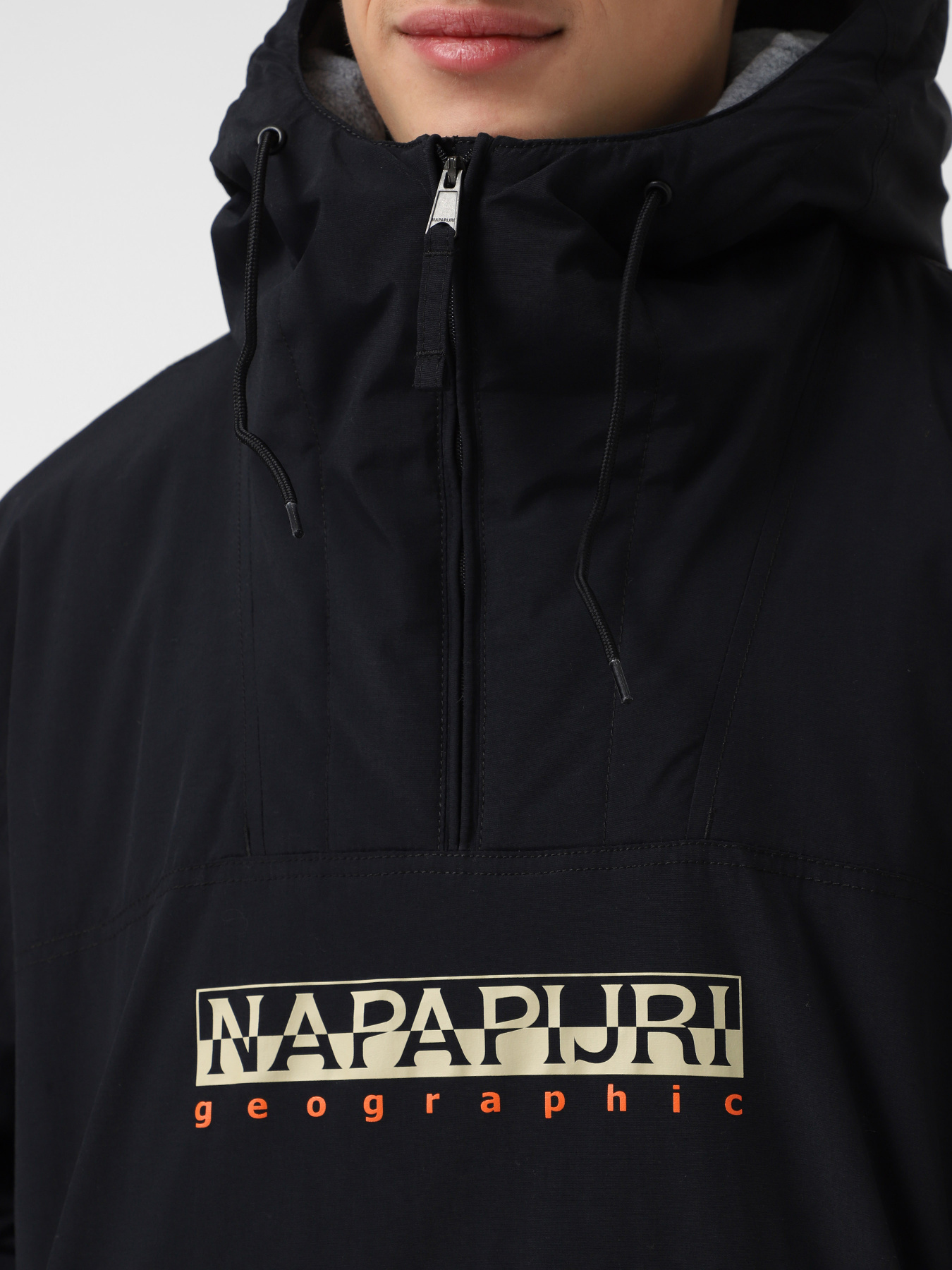 Зимова куртка Napapijri Avergreen модель NP0A4GEM0411 Зимова куртка Napapijri Avergreen модель NP0A4GEM0411 Фото