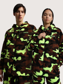 Зимняя куртка Napapijri A-Curly Camo модель NP0A4GHCFAS2 Фото