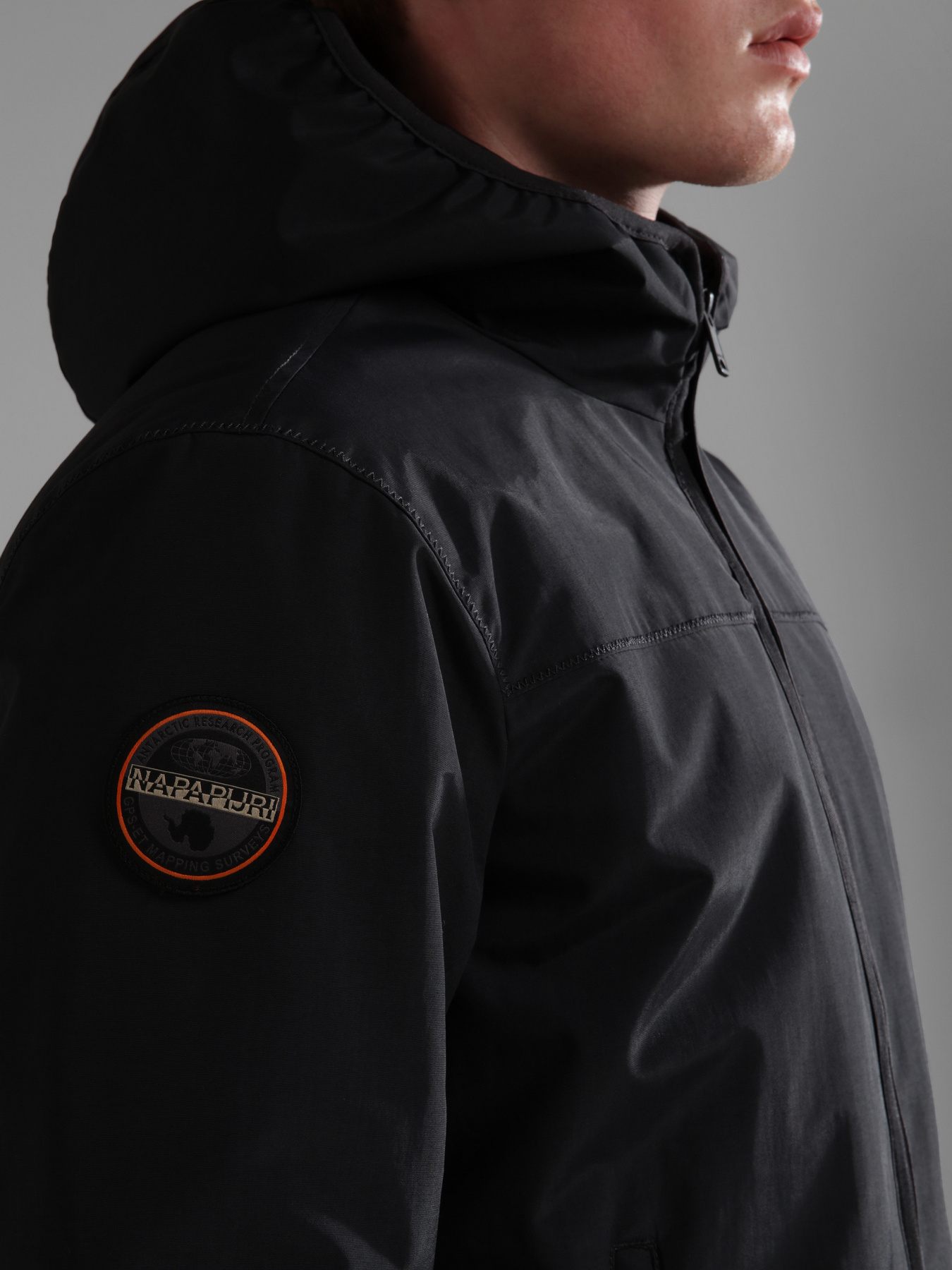 Зимняя куртка Napapijri Avalon Wint 3 модель NP0A4GJK0411 Фото