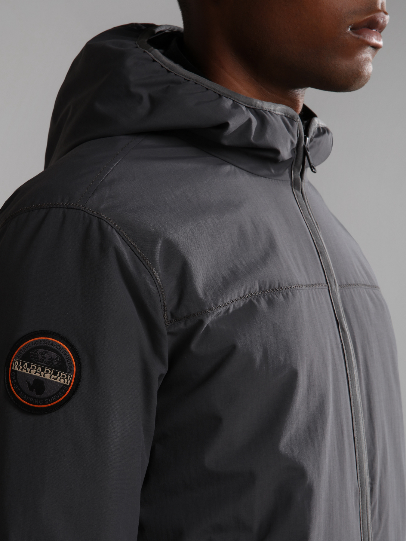 Зимова куртка Napapijri Avalon Wint 3 модель NP0A4GJKH981 Зимова куртка Napapijri Avalon Wint 3 модель NP0A4GJKH981 Фото