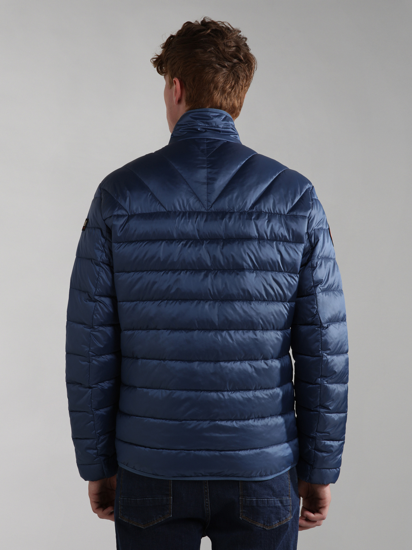 Зимняя куртка Napapijri Aerons S 3 модель NP0A4GJNBS5S Зимняя куртка Napapijri Aerons S 3 модель NP0A4GJNBS5S Фото