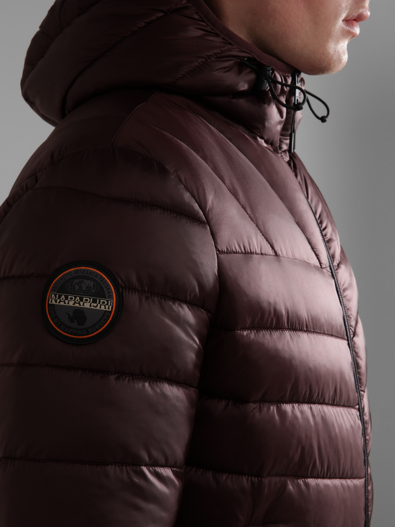 Зимняя куртка Napapijri Aerons модель NP0A4GJORE71 Фото