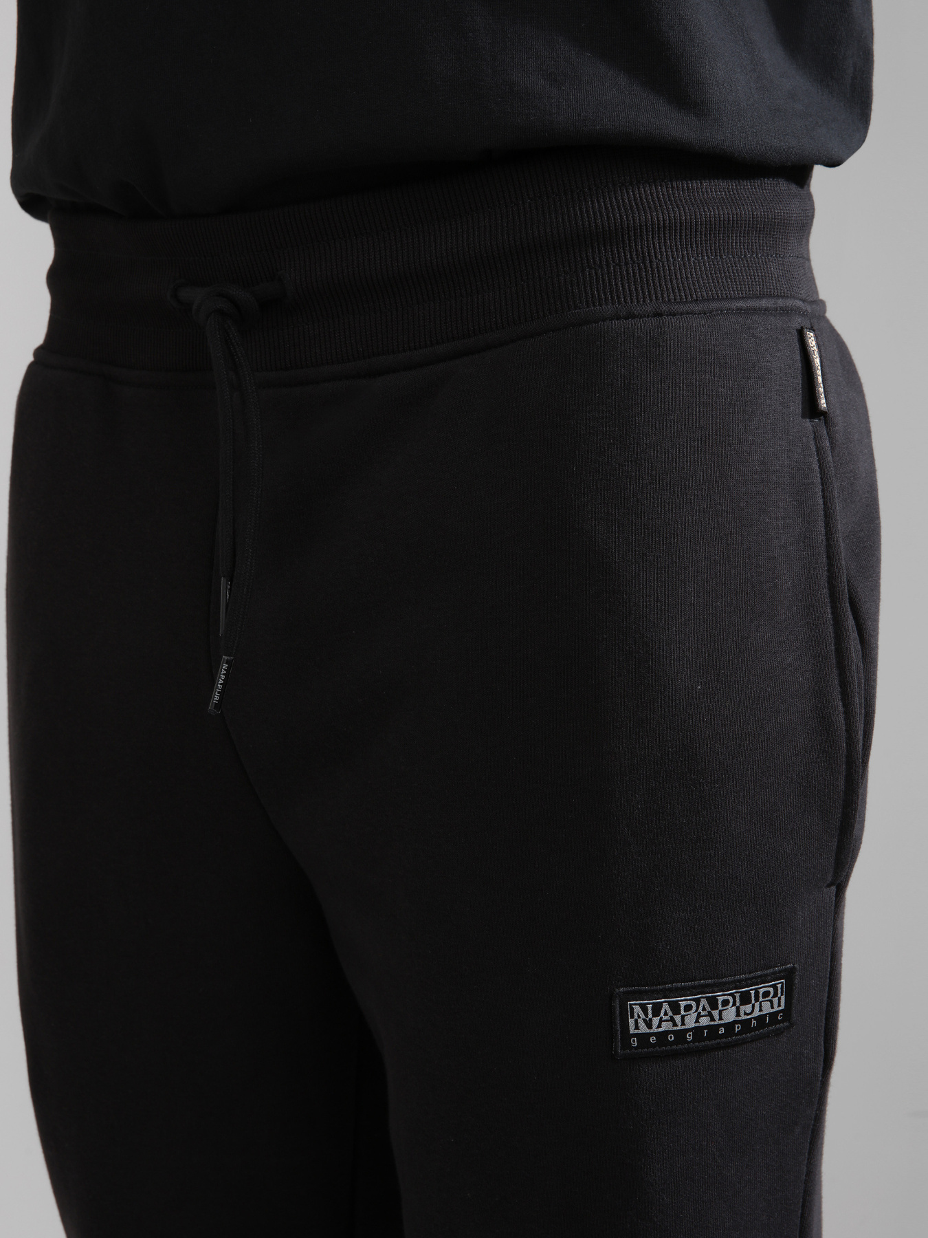 Штаны спортивные Napapijri M-Morgex 2 модель NP0A4GK1041S Фото