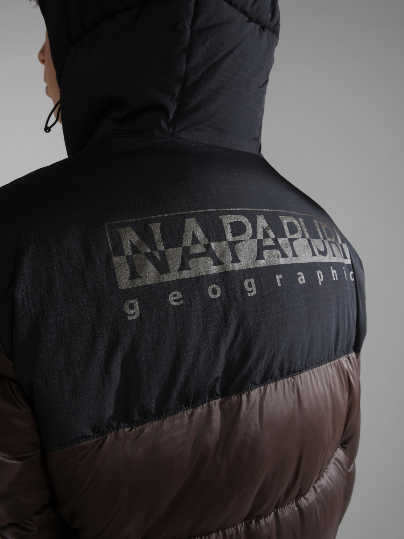 Зимняя куртка Napapijri A-Hornelen модель NP0A4GLLWA9S Фото