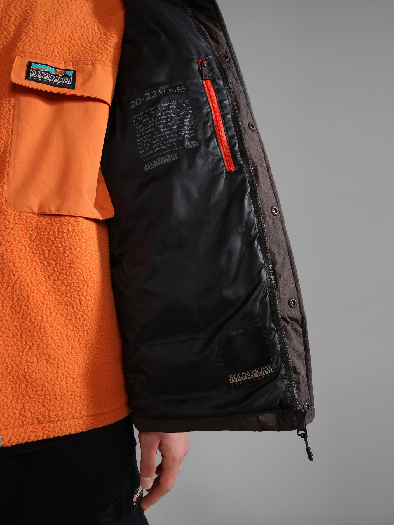 Зимова куртка Napapijri модель NP0A4GLQWA9S Зимова куртка Napapijri модель NP0A4GLQWA9S Фото