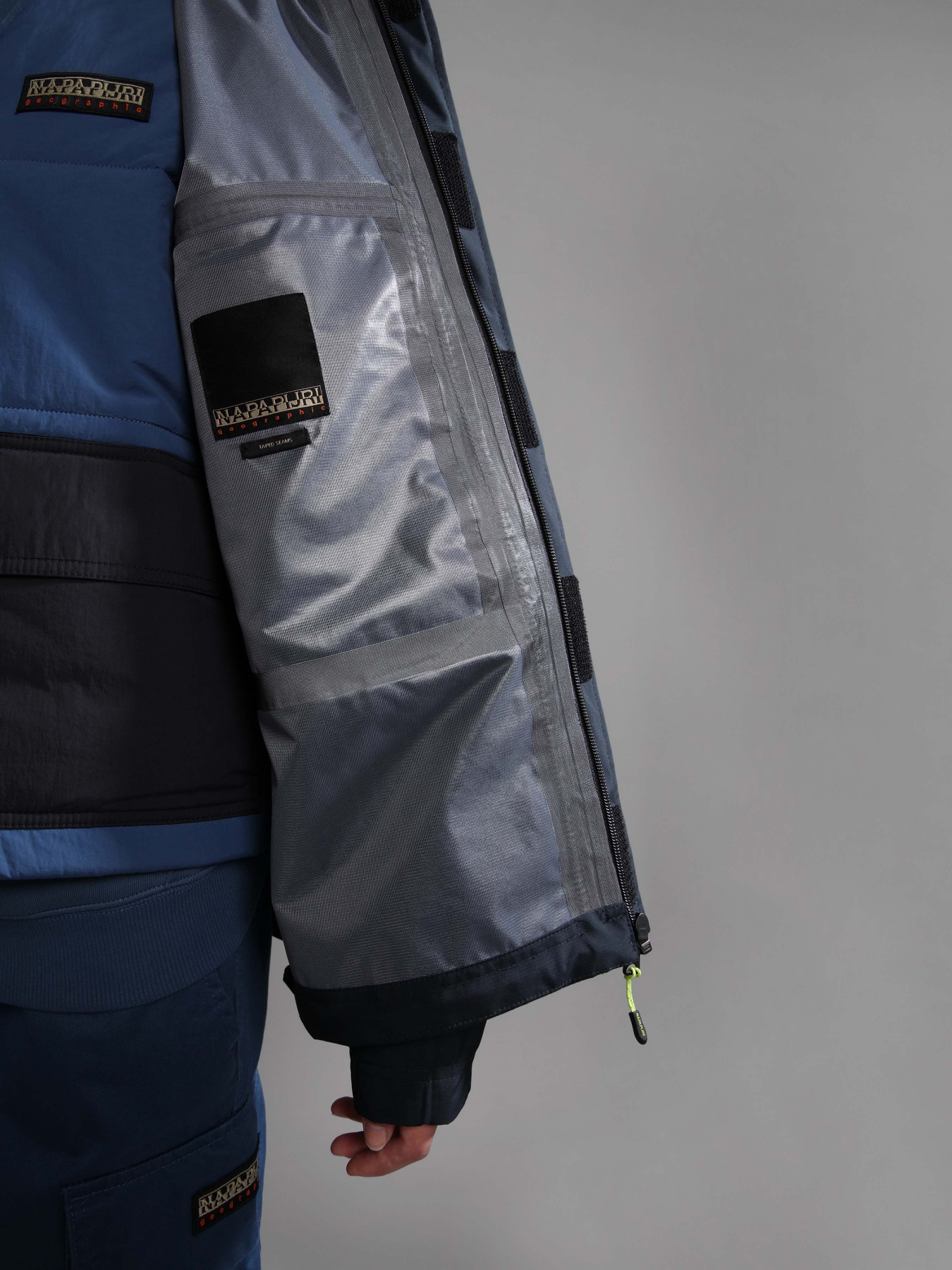 Ветровка Napapijri A-Firewood модель NP0A4GLS0411 Фото