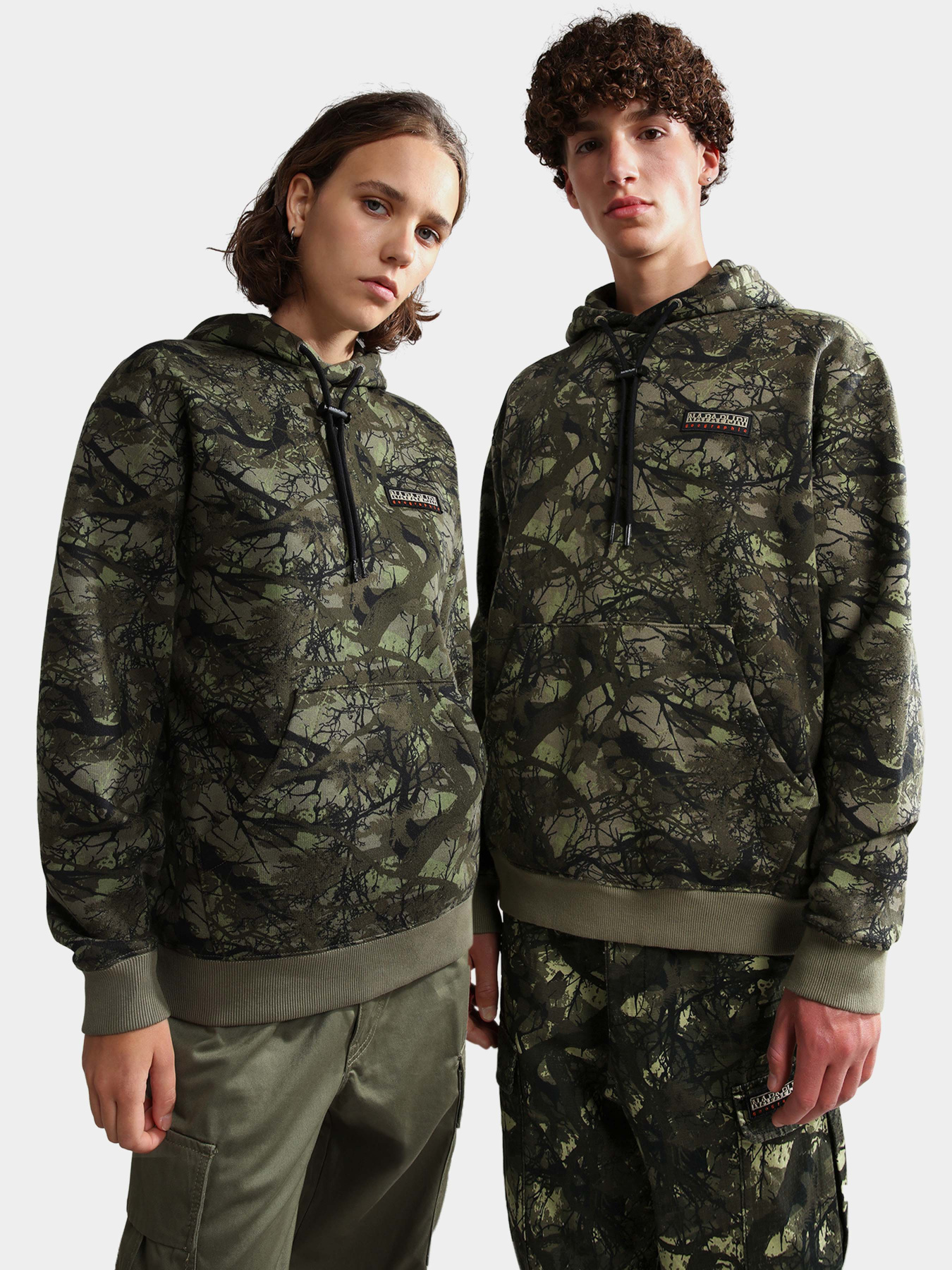 Худі Napapijri B-Speed H Aop модель NP0A4GLYFBNS Худі Napapijri B-Speed H Aop модель NP0A4GLYFBNS Фото