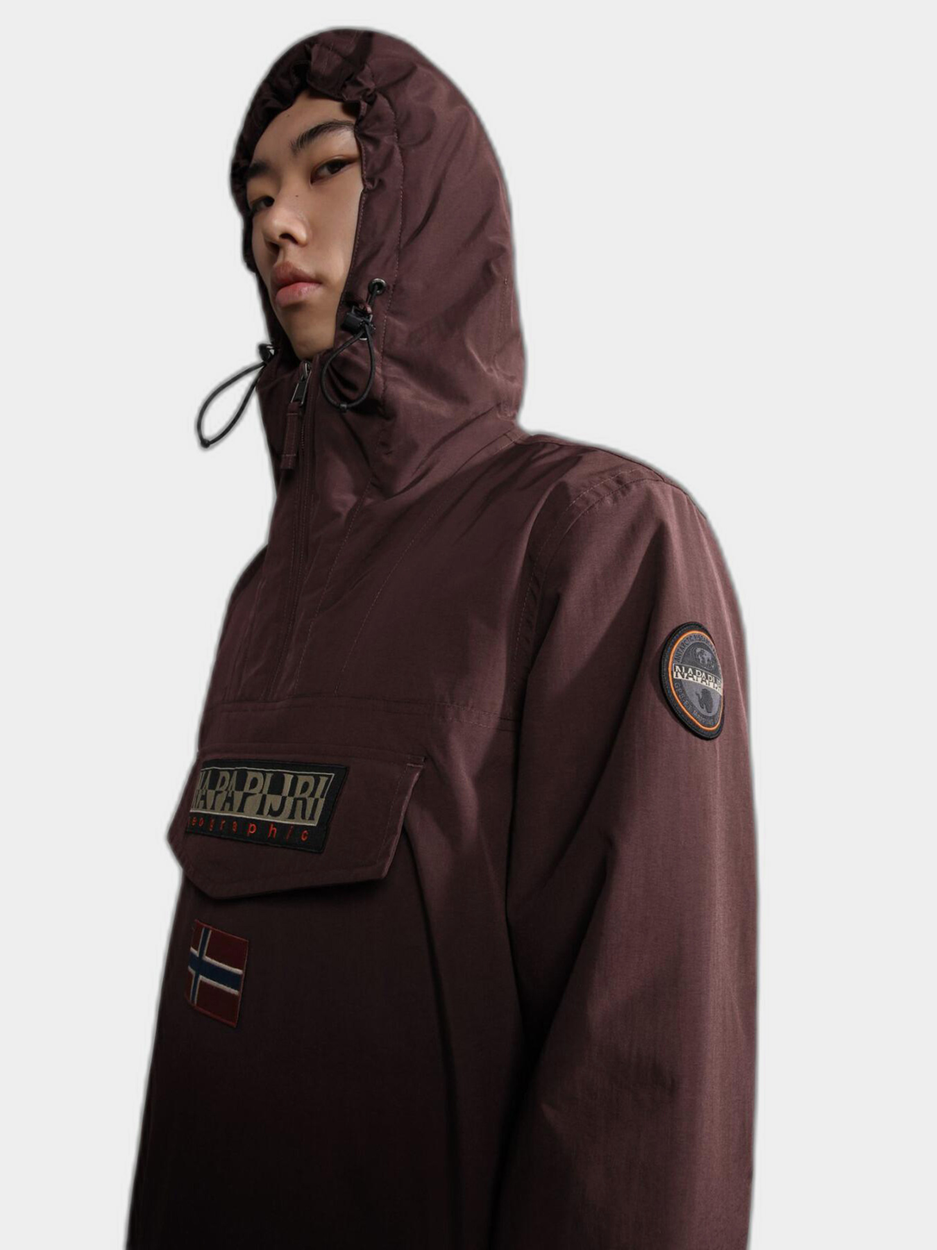 Зимняя куртка Napapijri Rainforest модель NP0A4GMCRE71 Зимняя куртка Napapijri Rainforest модель NP0A4GMCRE71 Фото