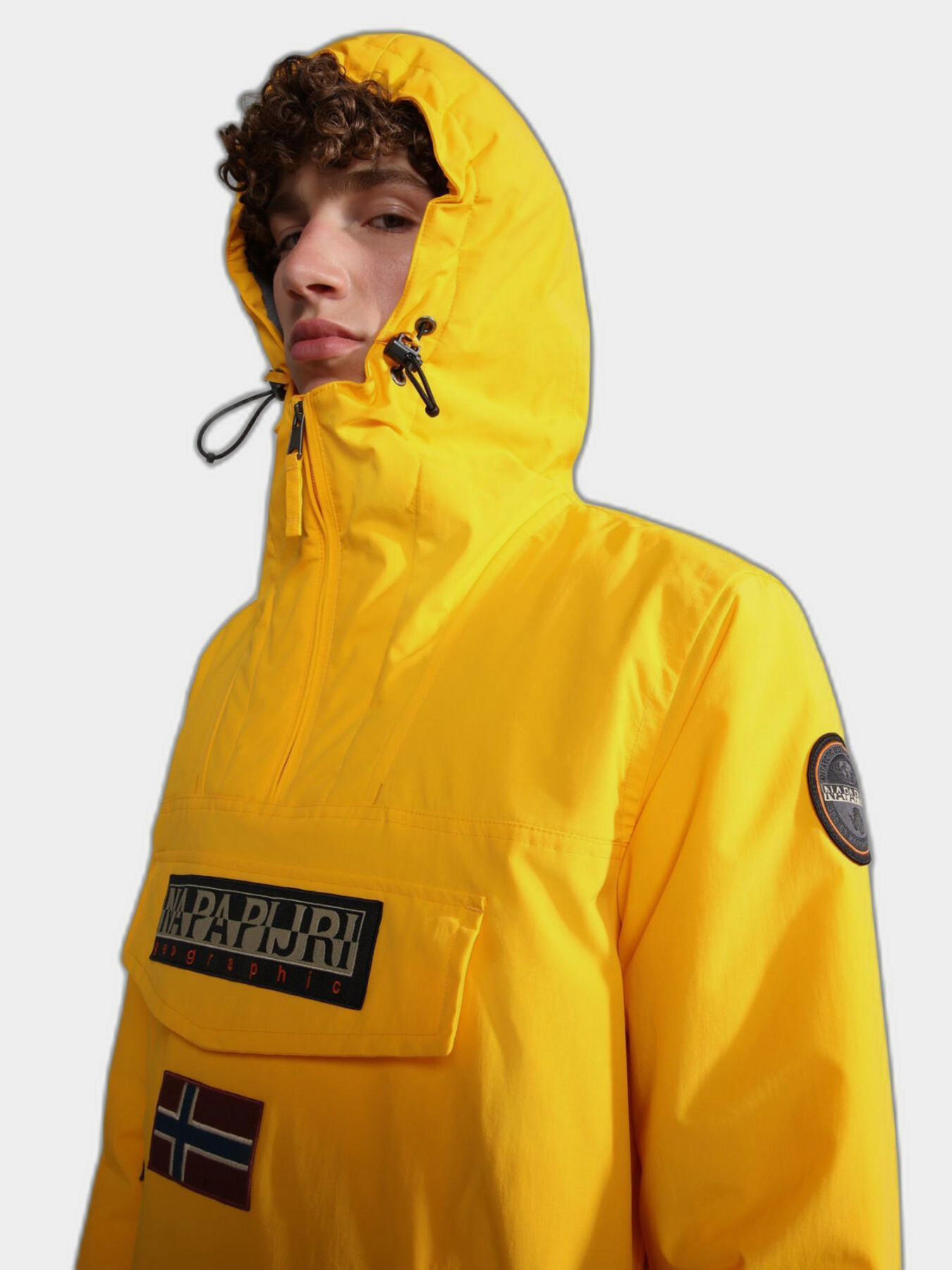 Зимняя куртка Napapijri Rainforest модель NP0A4GMCYE11 Зимняя куртка Napapijri Rainforest модель NP0A4GMCYE11 Фото