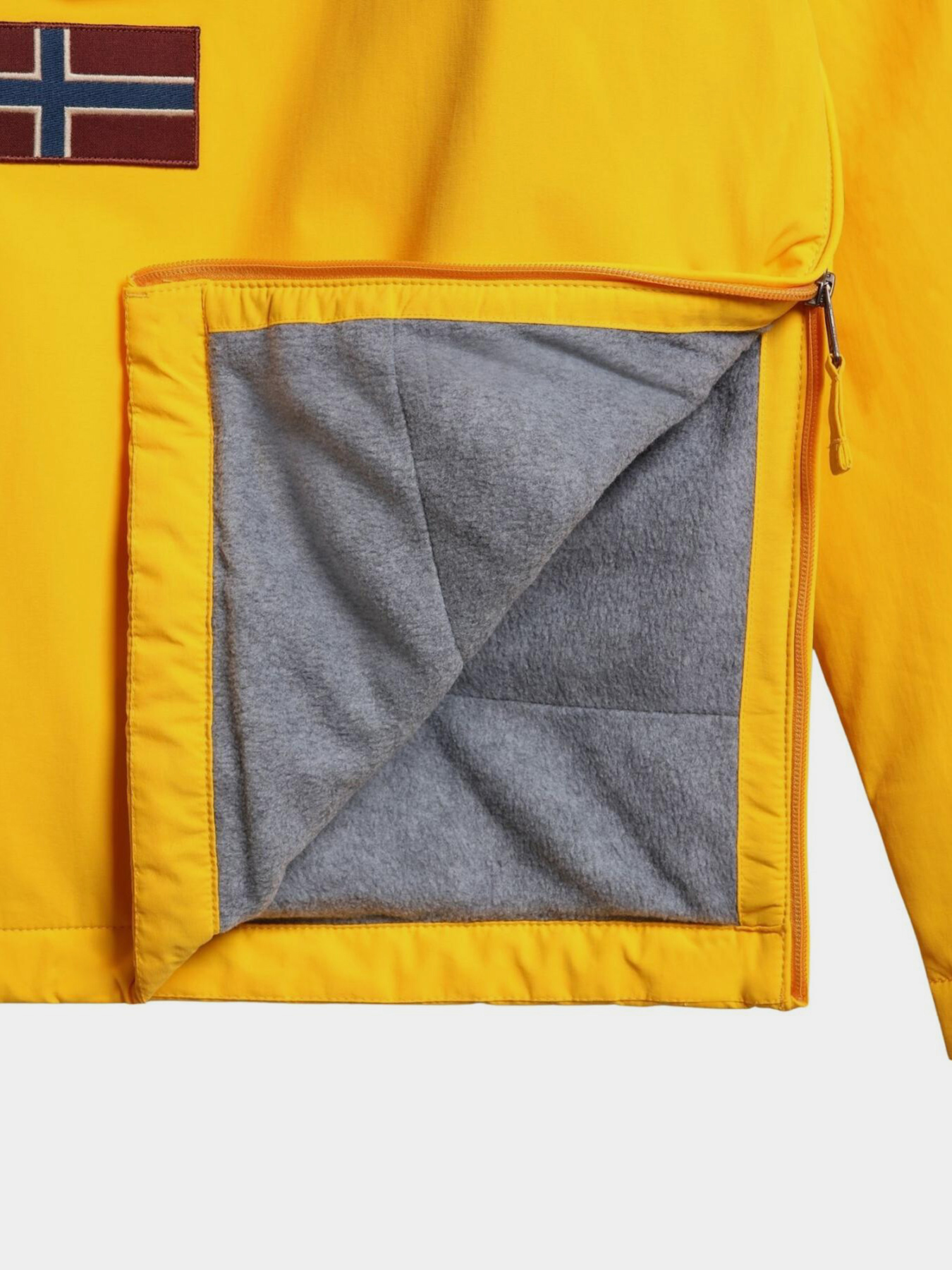 Зимняя куртка Napapijri Rainforest модель NP0A4GMCYE11 Зимняя куртка Napapijri Rainforest модель NP0A4GMCYE11 Фото