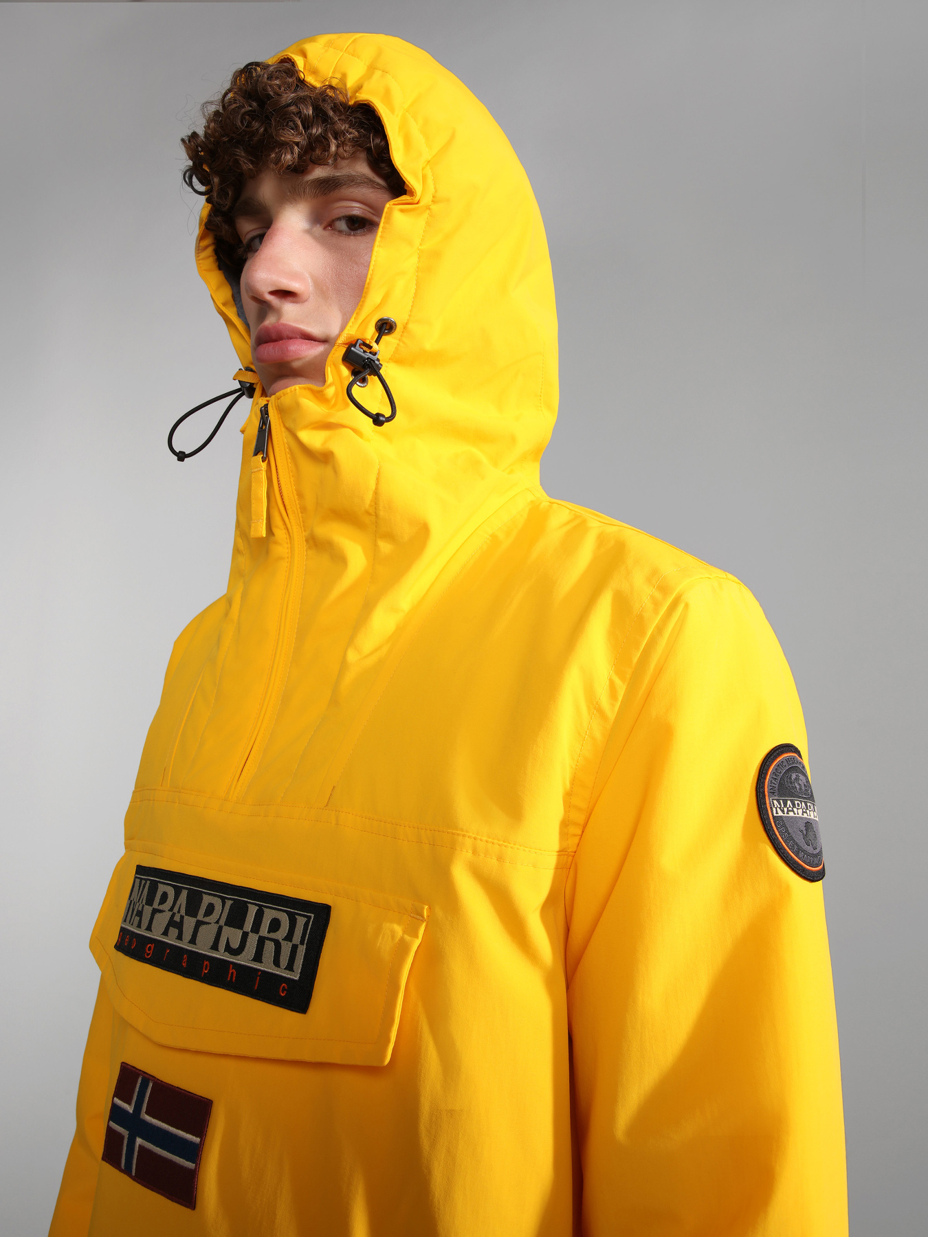 Зимняя куртка Napapijri Rainforest модель NP0A4GMDYE11 Фото