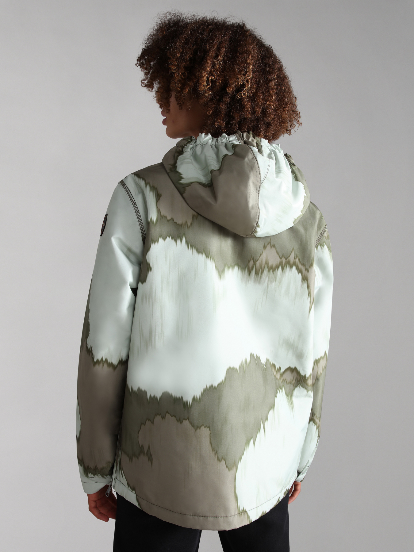 Зимова куртка Napapijri Rainforest Aop 1 модель NP0A4GN2FBAS Фото