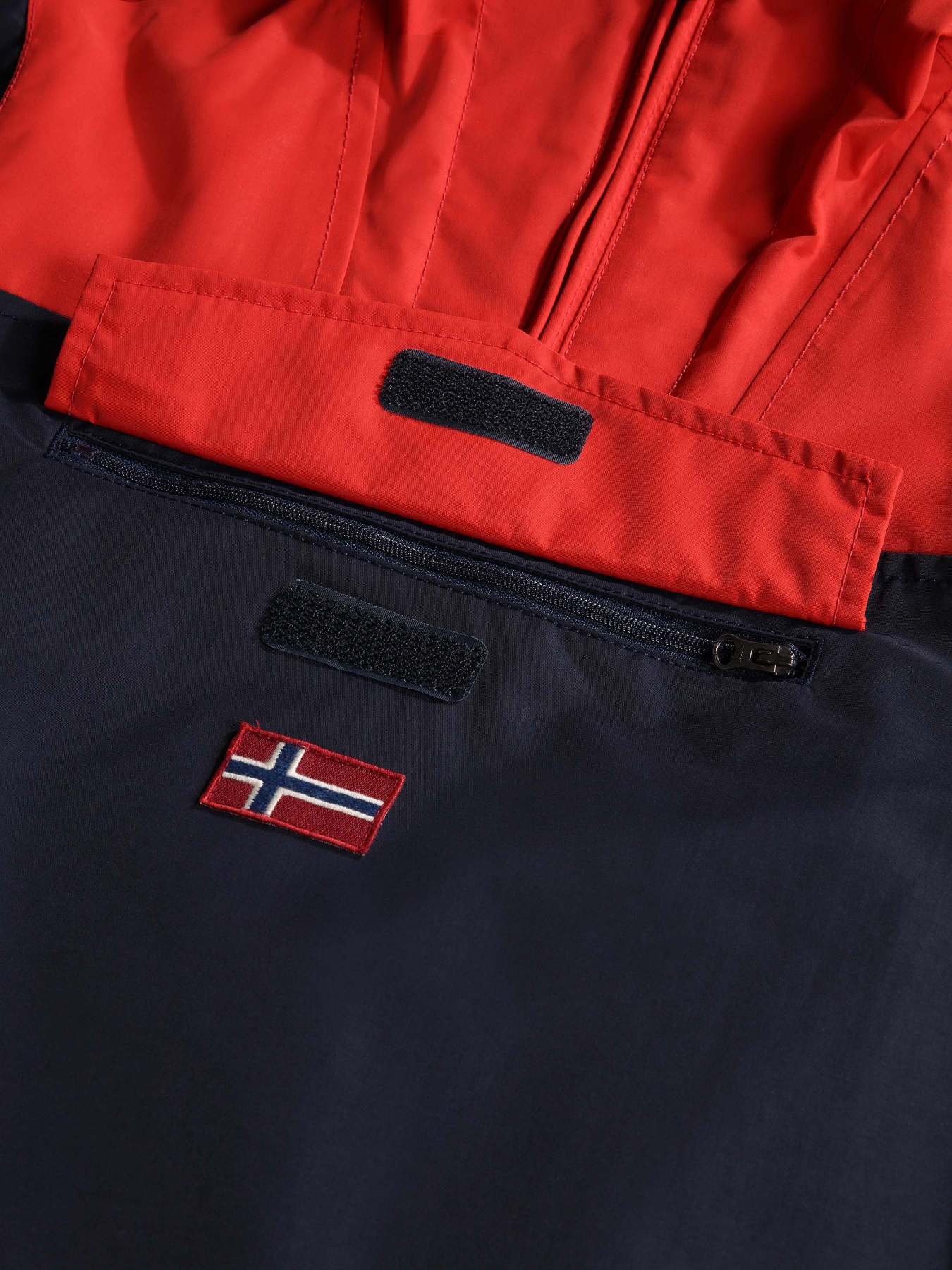 Зимняя куртка Napapijri Rainforest модель NP0A4GN31761 Фото