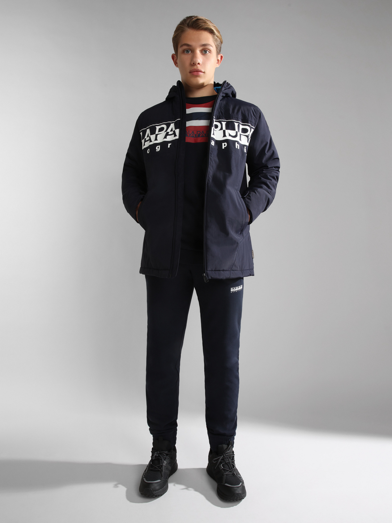 Зимняя куртка Napapijri Nut модель NP0A4GN4176S Фото