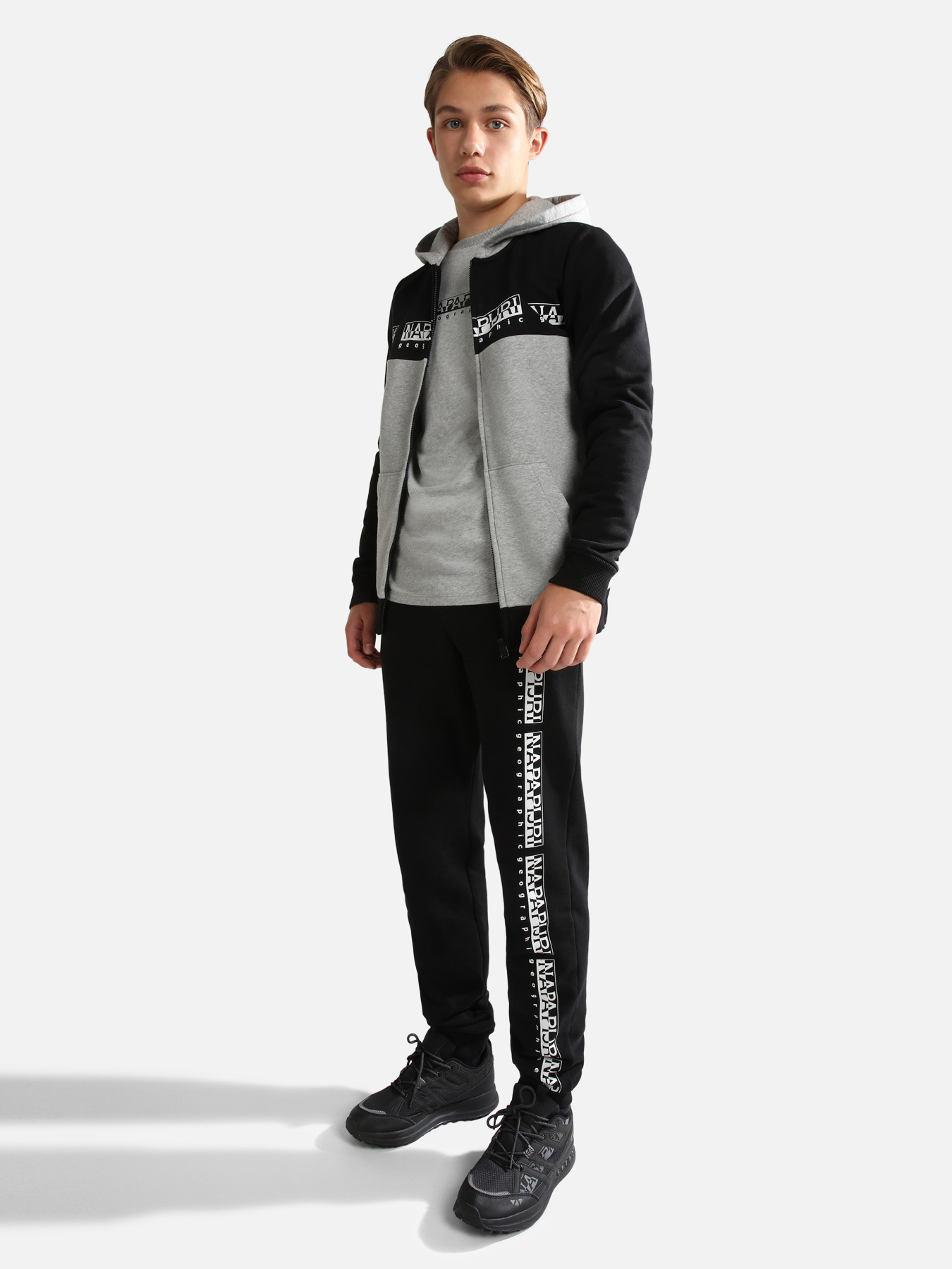 Штаны спортивные Napapijri K M-Stavki модель NP0A4GNCMBJ1 Фото