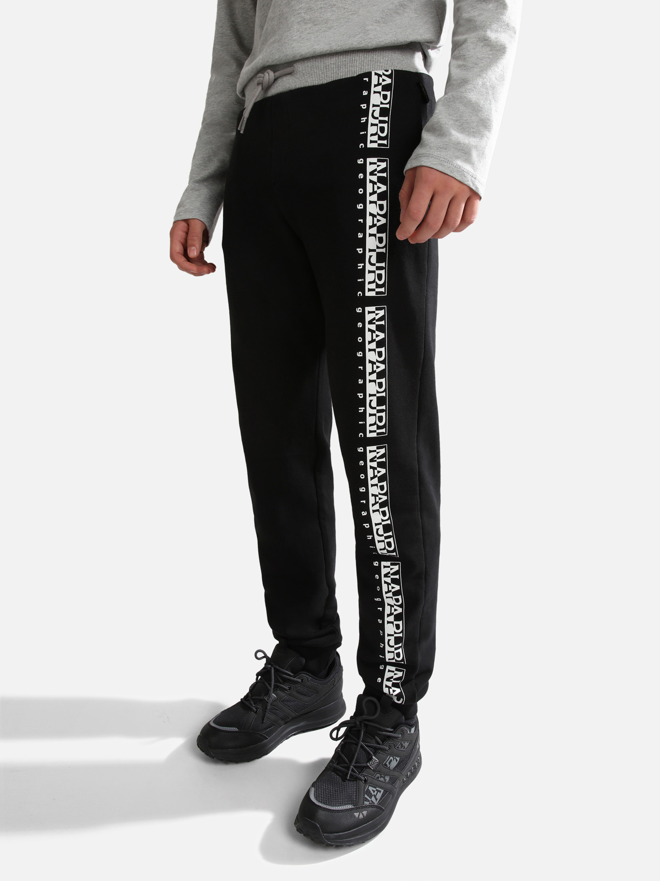 Штаны спортивные Napapijri K M-Stavki модель NP0A4GNCMBJ1 Фото