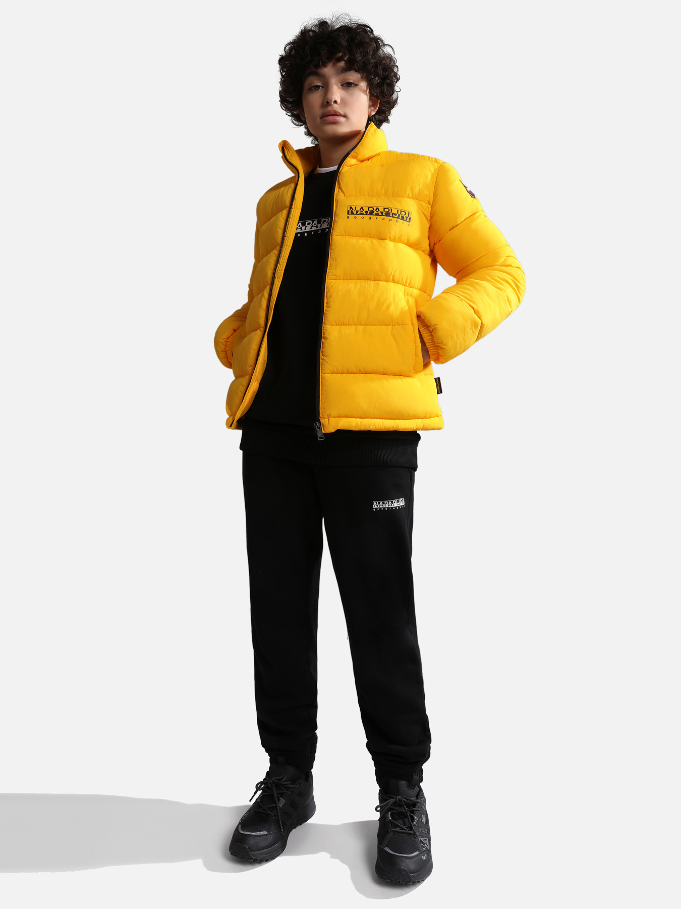 Штаны спортивные Napapijri K M-Box 1 модель NP0A4GND0411 Штаны спортивные Napapijri K M-Box 1 модель NP0A4GND0411 Фото