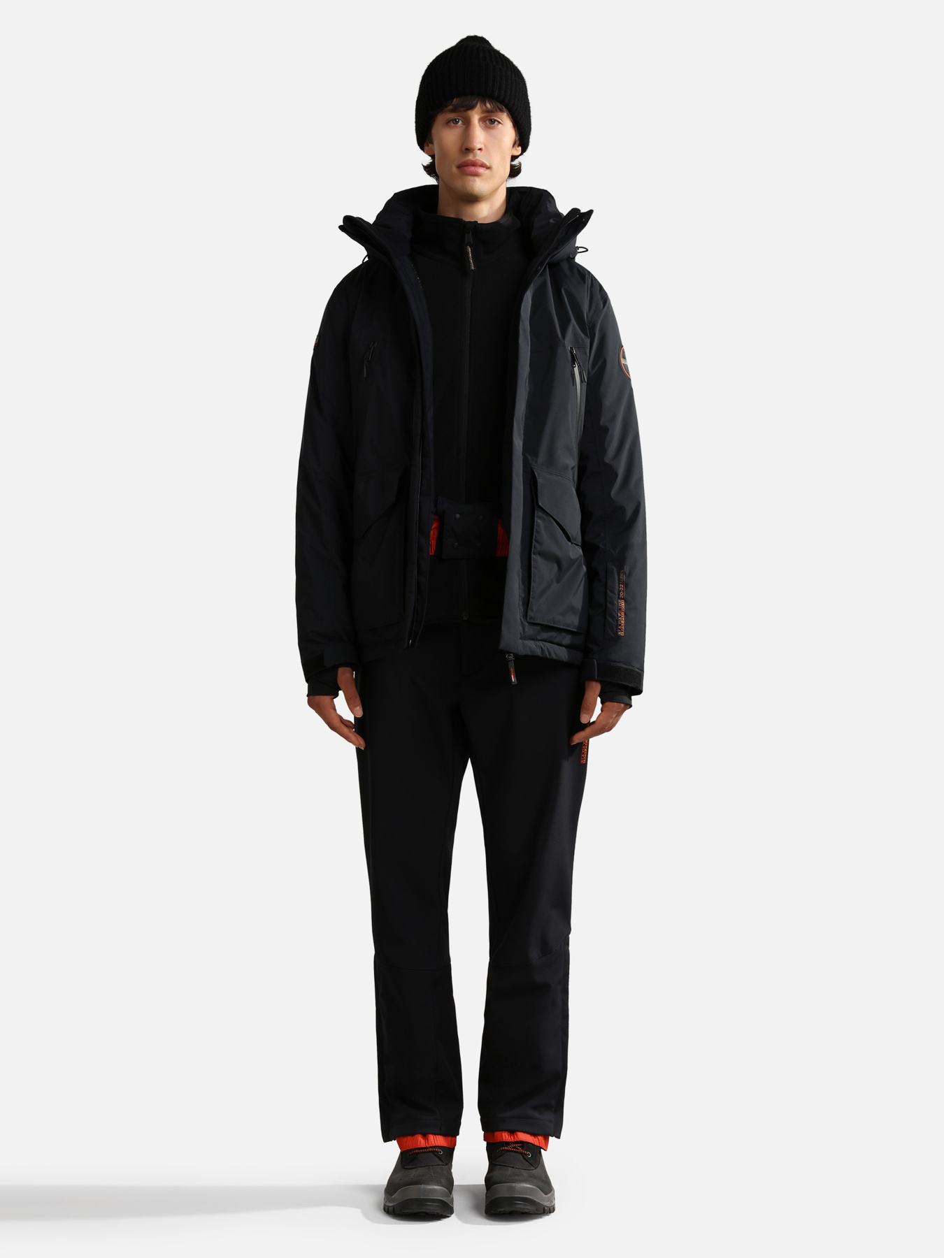 Зимняя куртка Napapijri T-Vulkan Fz модель NP0A4GNP0411 Фото