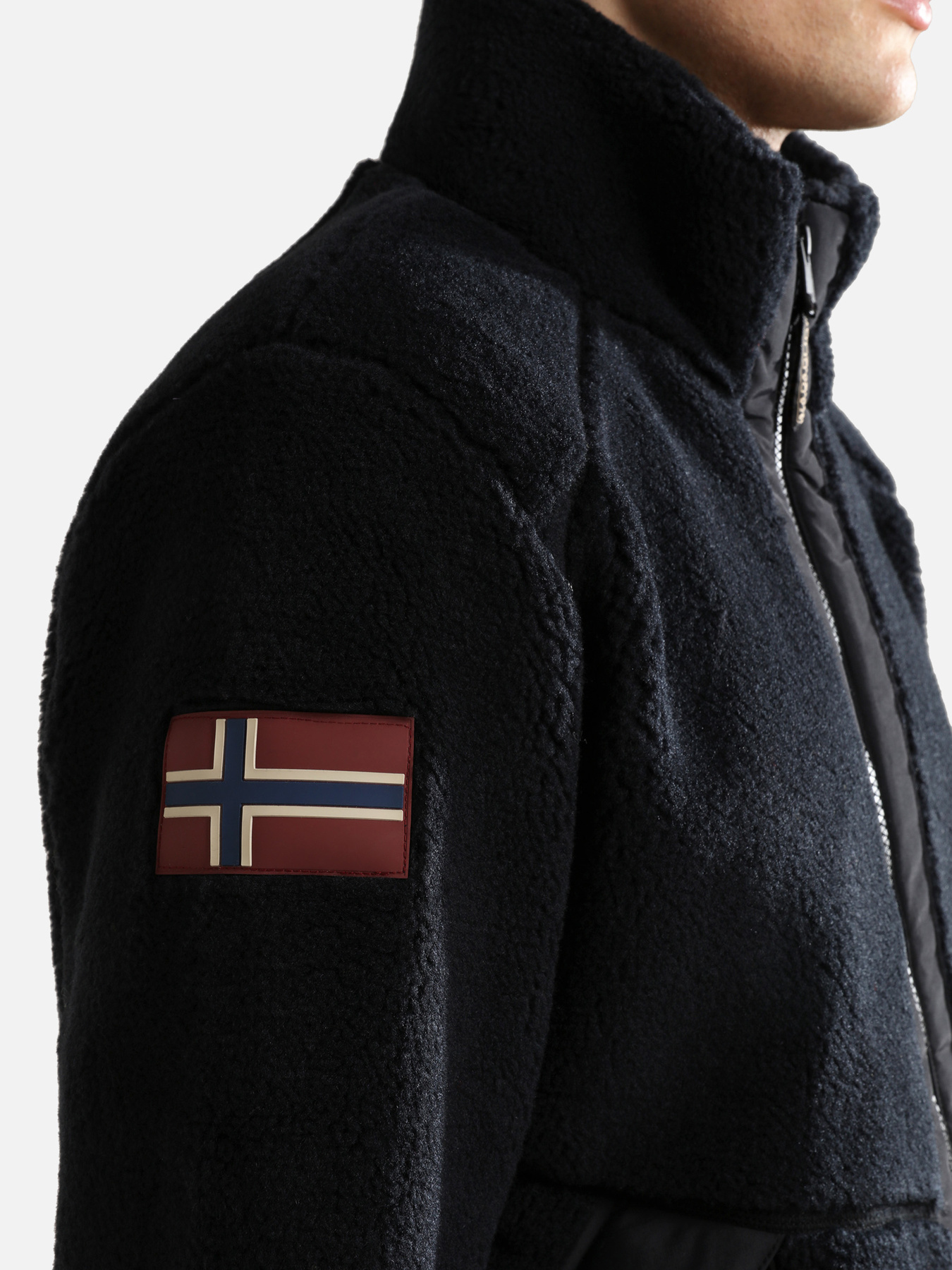 Зимняя куртка Napapijri T-Trollvegen модель NP0A4GNU041S Фото