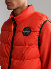 Утеплений жилет Napapijri A-Tromsso V модель NP0A4GOEMBO1 Фото