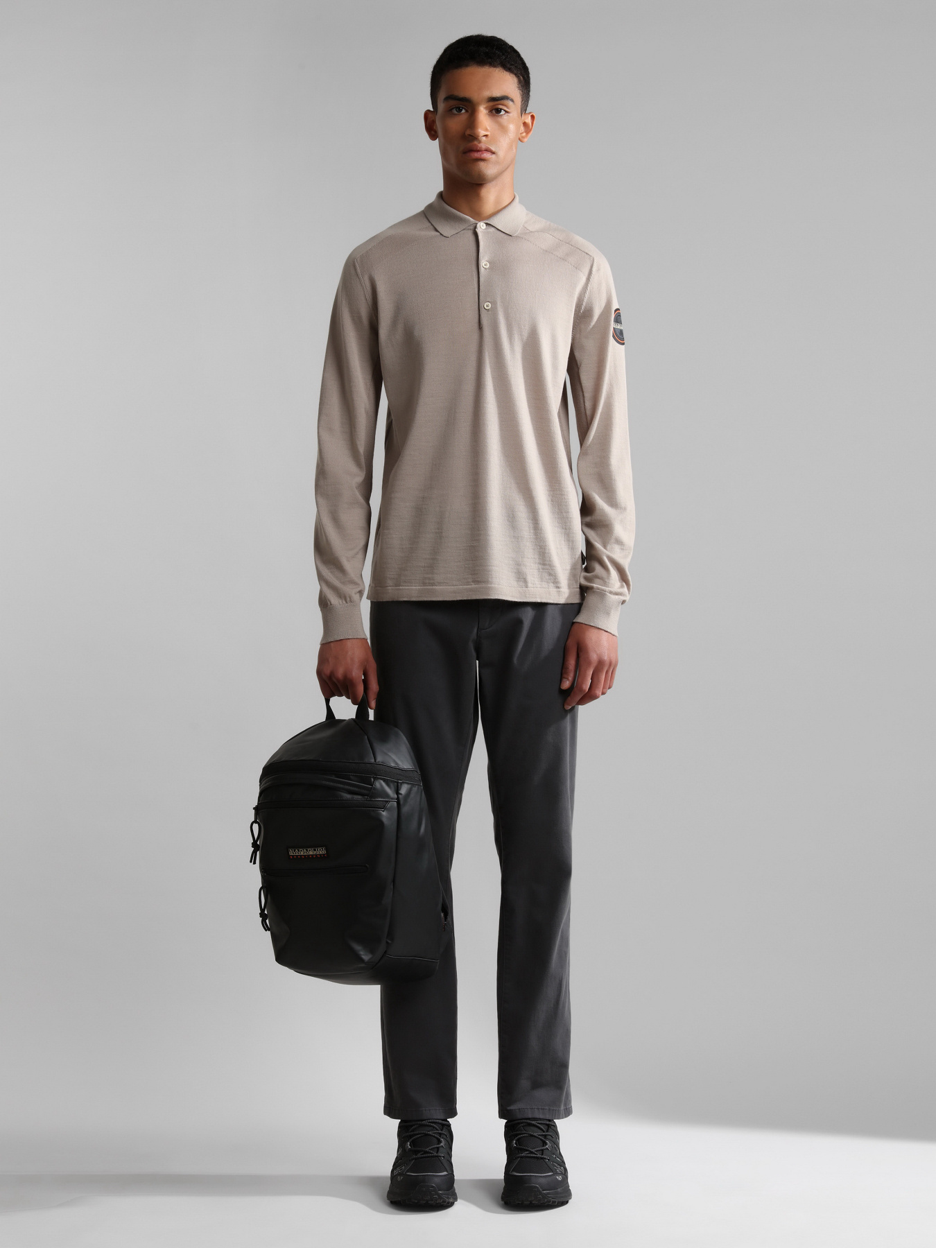 Джемпер Napapijri D-Sami модель NP0A4GOFNBI1 Джемпер Napapijri D-Sami модель NP0A4GOFNBI1 Фото