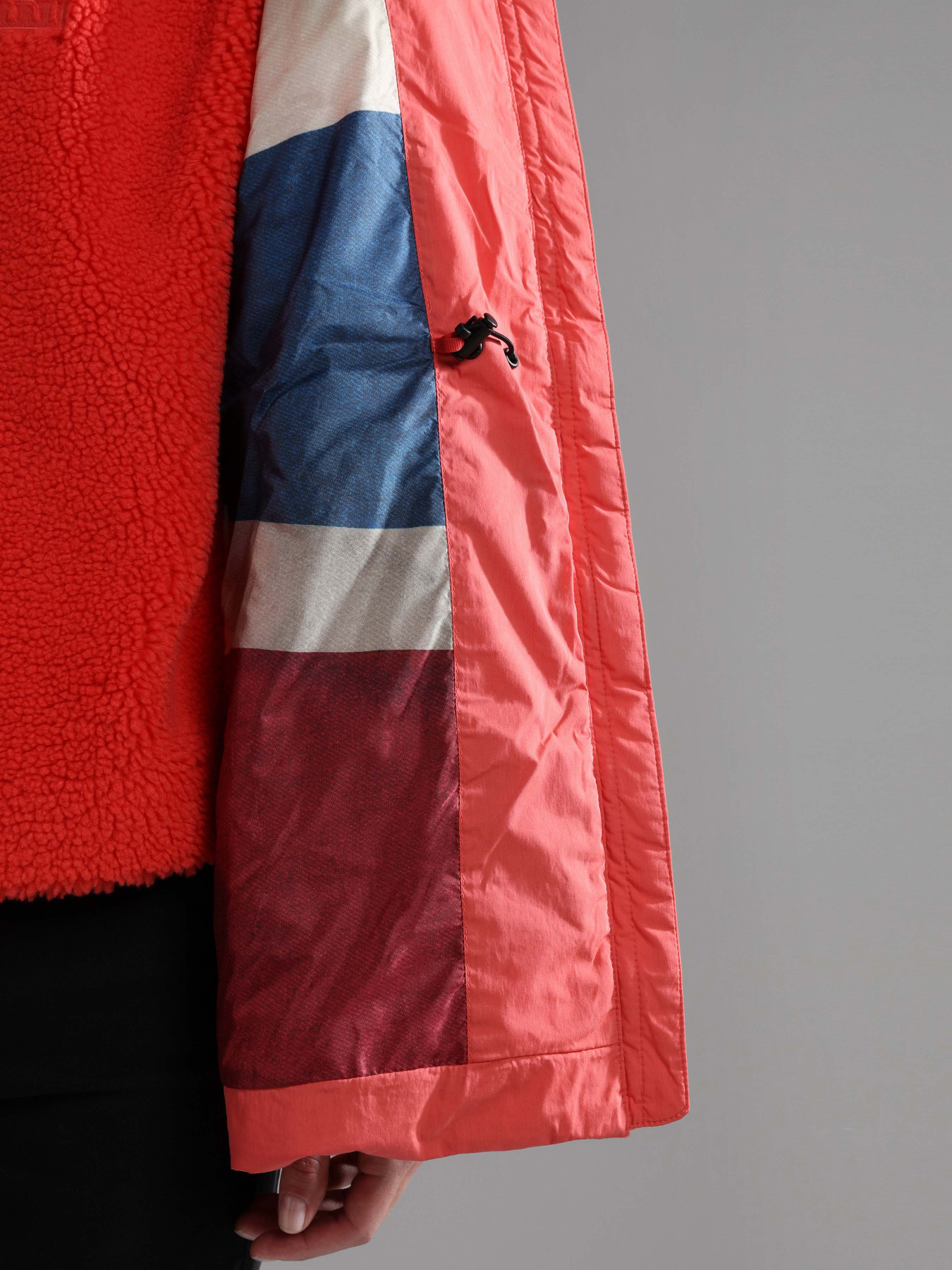 Зимова куртка Napapijri A-Bokmal модель NP0A4GPLPP3S Фото