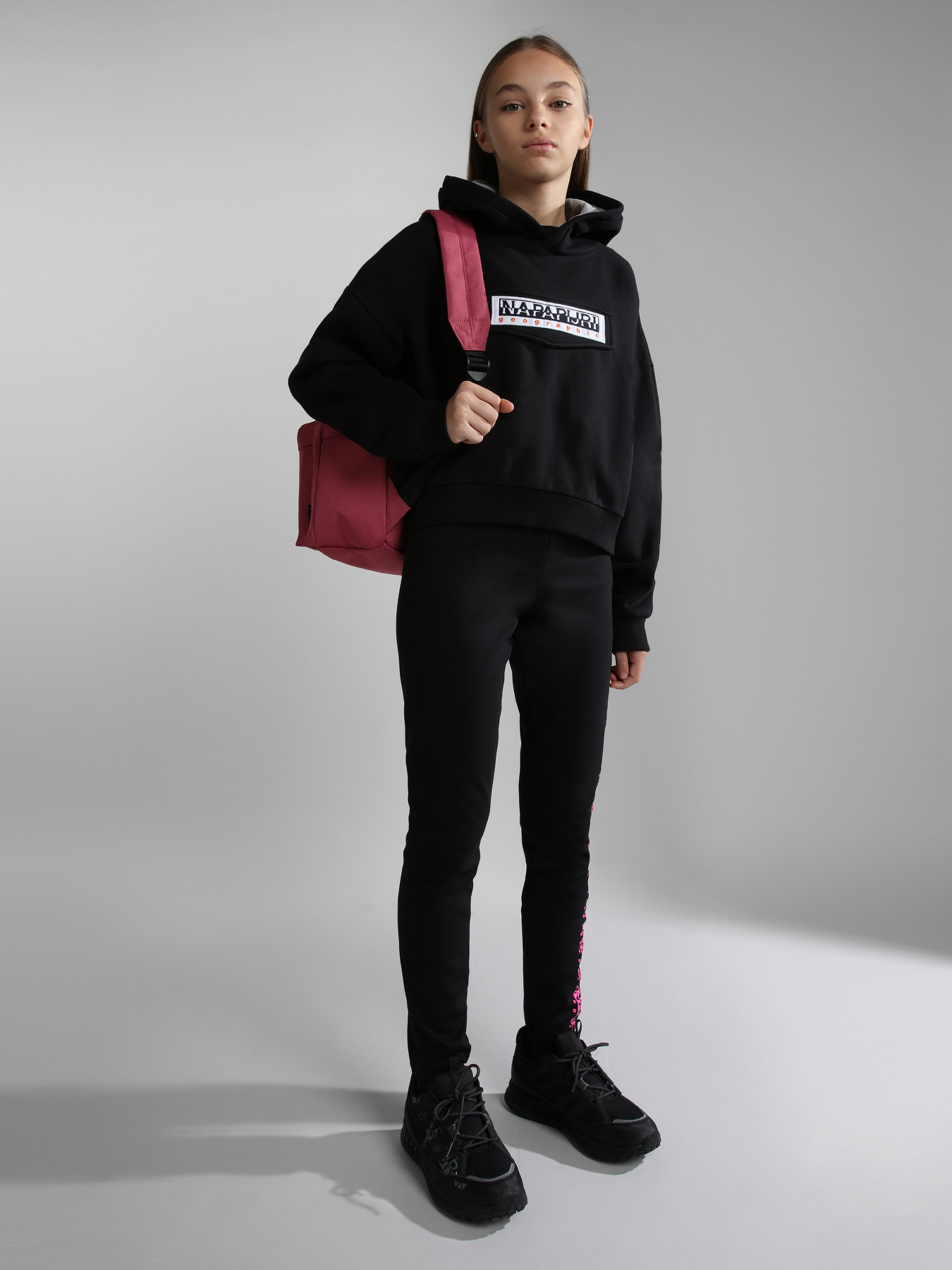 Худи Napapijri Kg Burgee Crop модель NP0A4GVZ041S Худи Napapijri Kg Burgee Crop модель NP0A4GVZ041S Фото