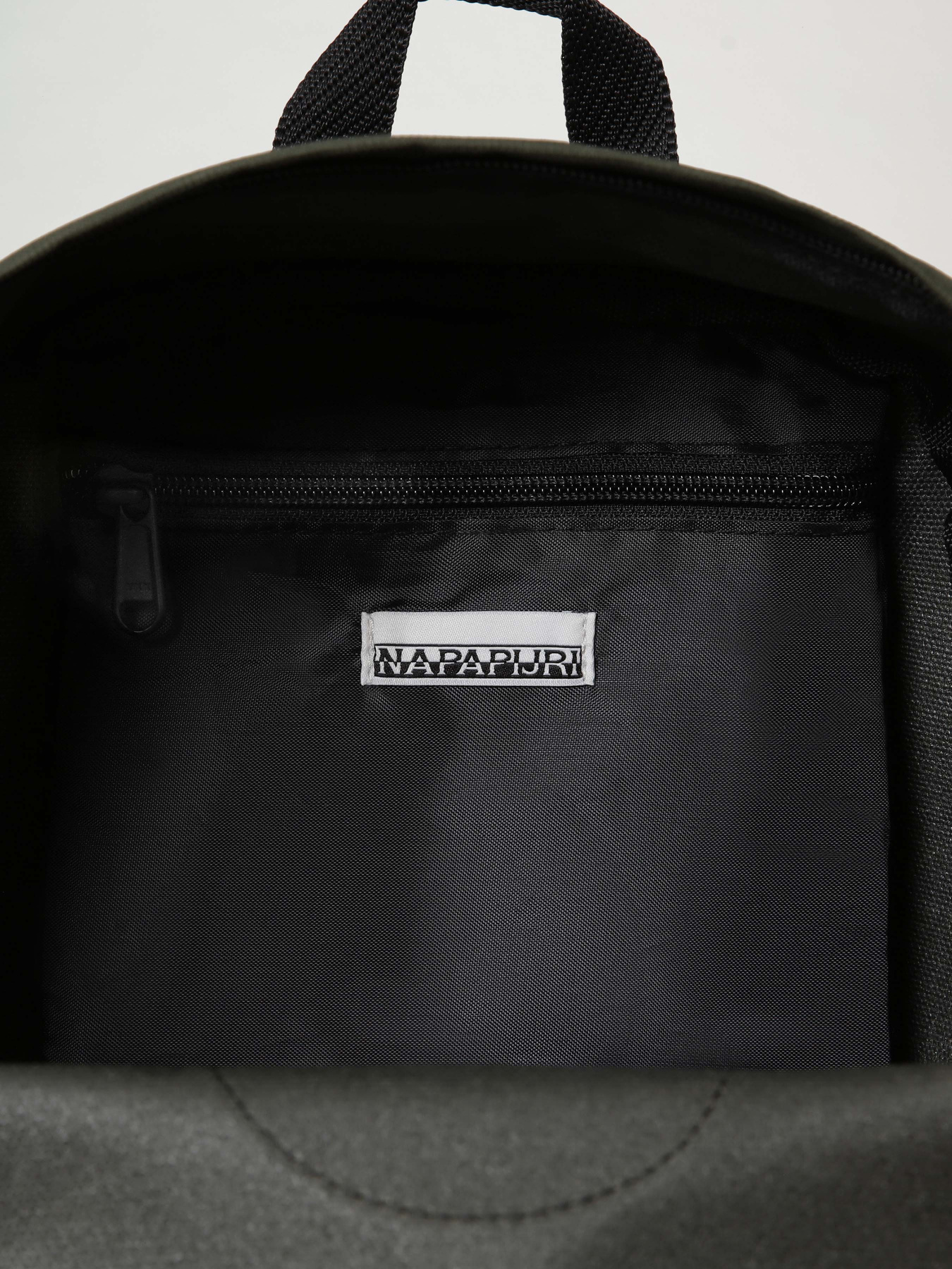 Повсякденний рюкзак Napapijri Voyage модель NP0A4ETZGE4S Фото
