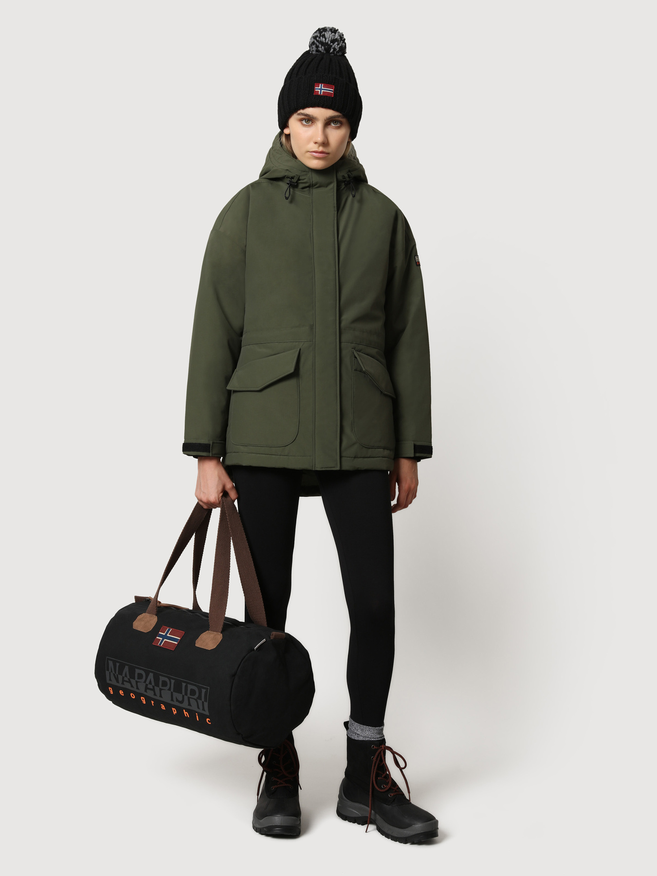 Сумка Napapijri Bering Small 2 модель NP0A4FST0412 Фото