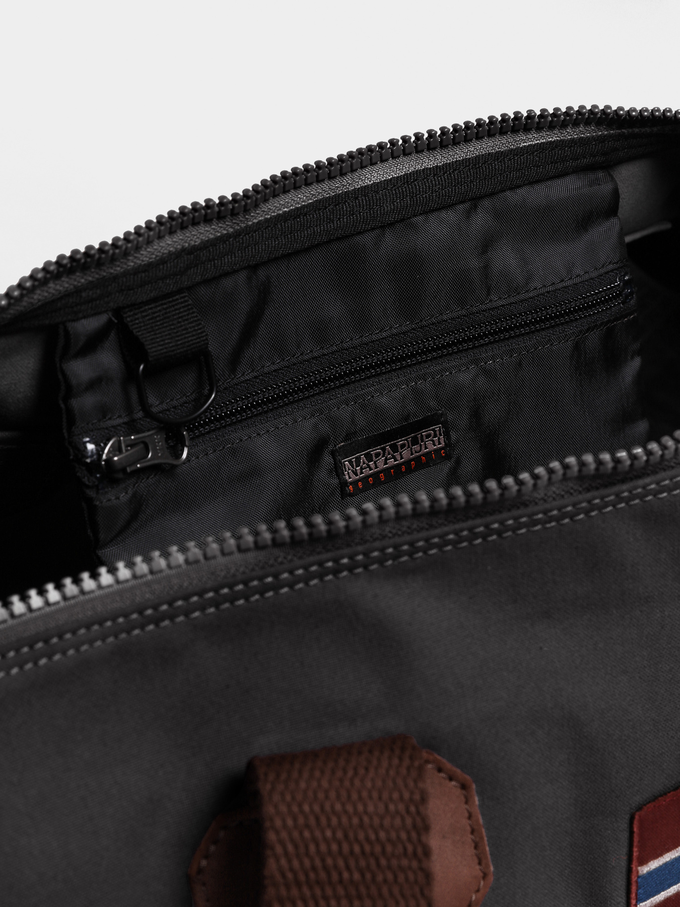 Сумка Napapijri Bering Small 3 модель NP0A4GGLH981 Фото