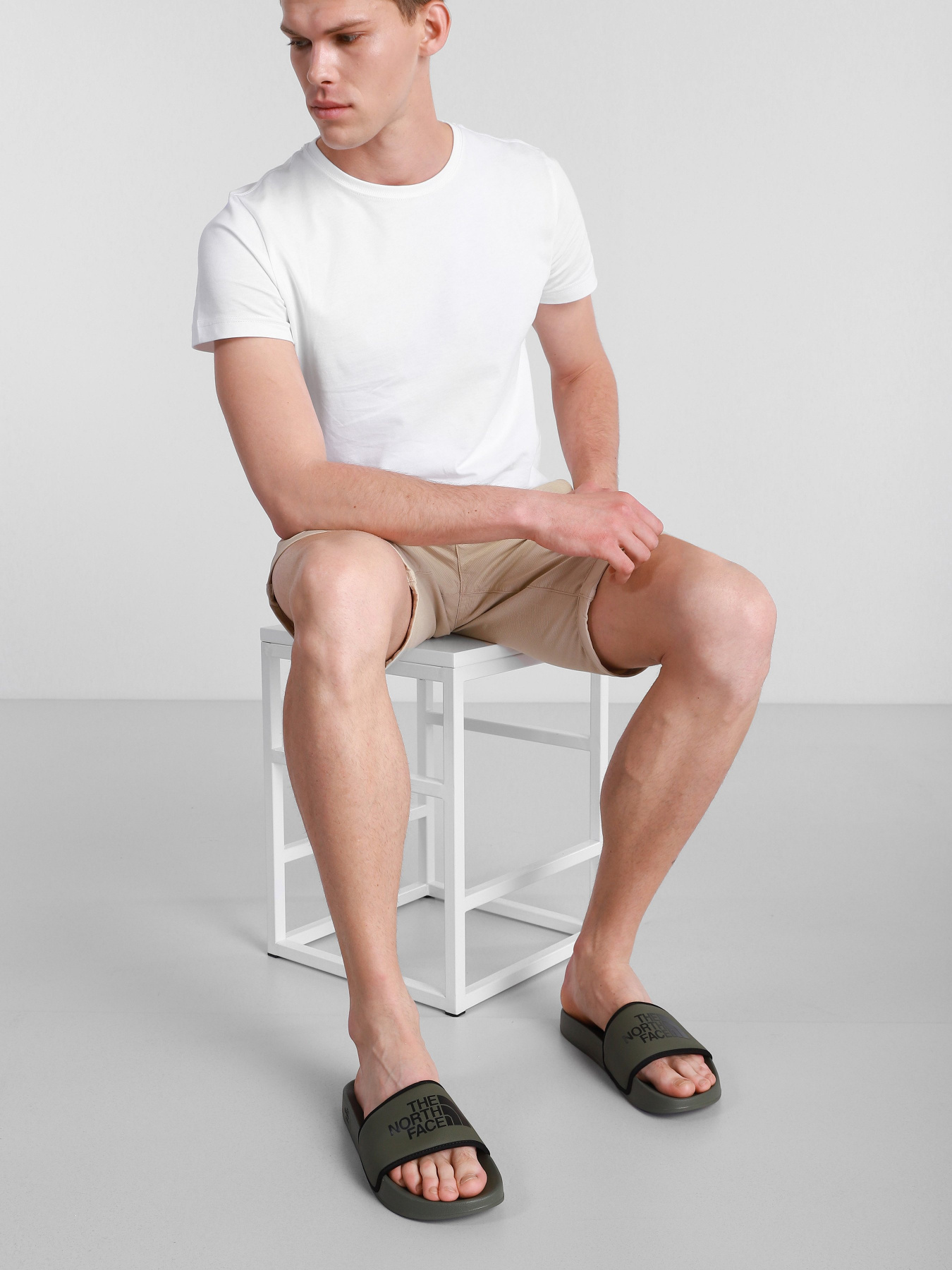 Шлёпанцы The North Face Base Camp Slide III модель NF0A4T2RBQW1 Фото