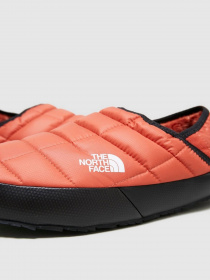 Слипоны The North Face ThermoBall™ Traction Mule V модель NF0A3UZN31L1 Фото