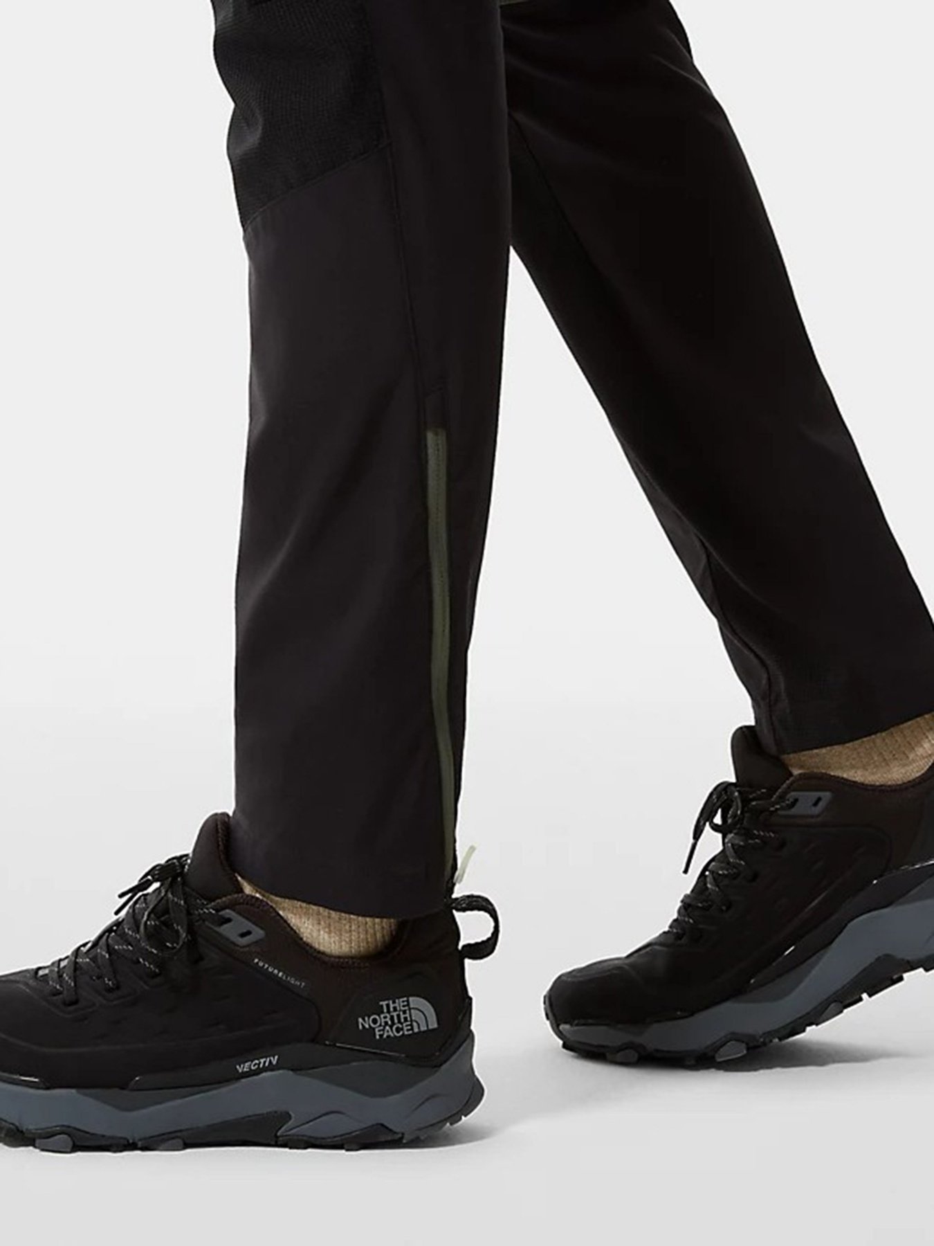 Кросівки для бігу The North Face Vectiv Exploris Futurelight™ Leather модель NF0A5G3BKZ21 Фото