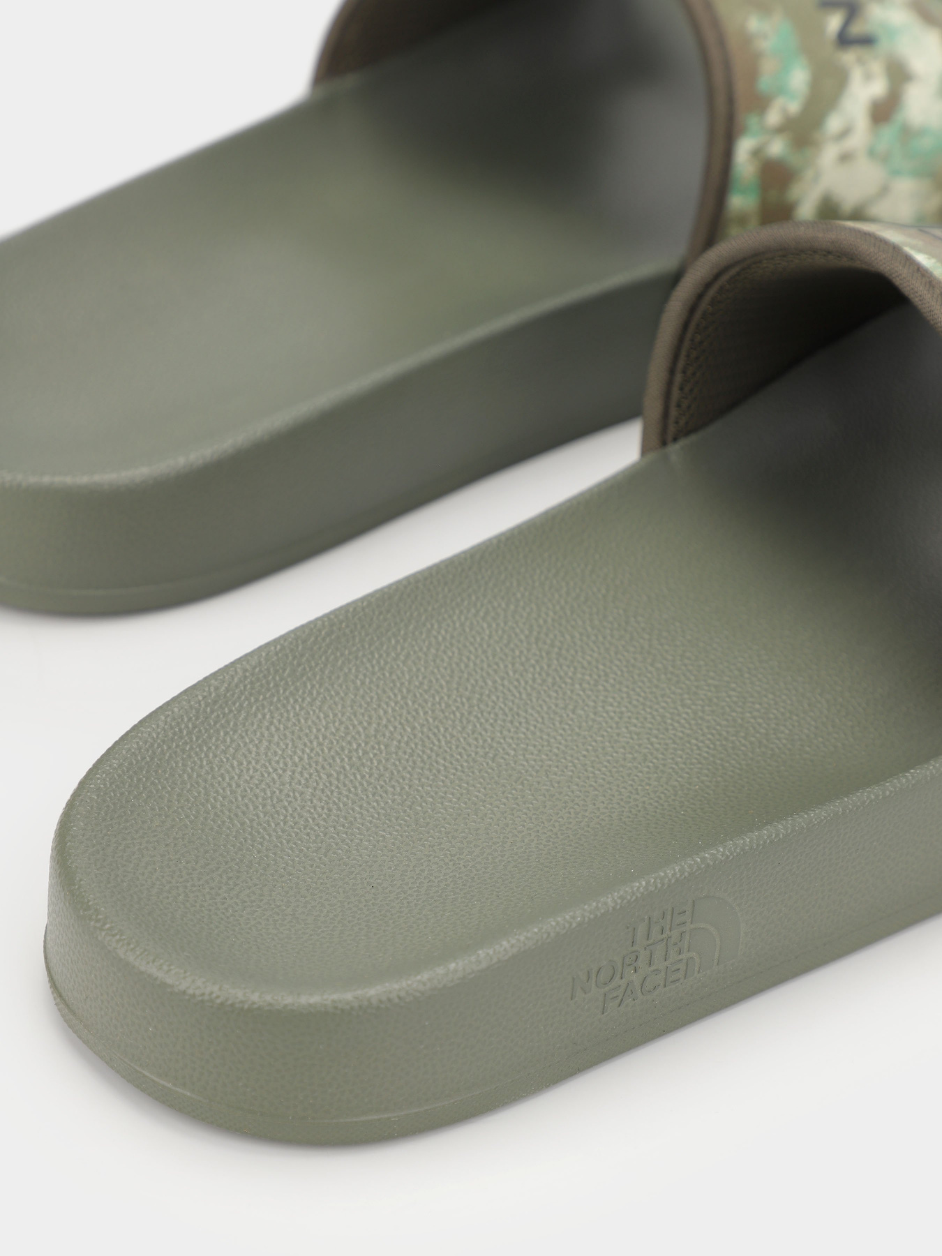 Шльопанці The North Face Base Camp Slide III модель NF0A4T2RIYL1 Фото