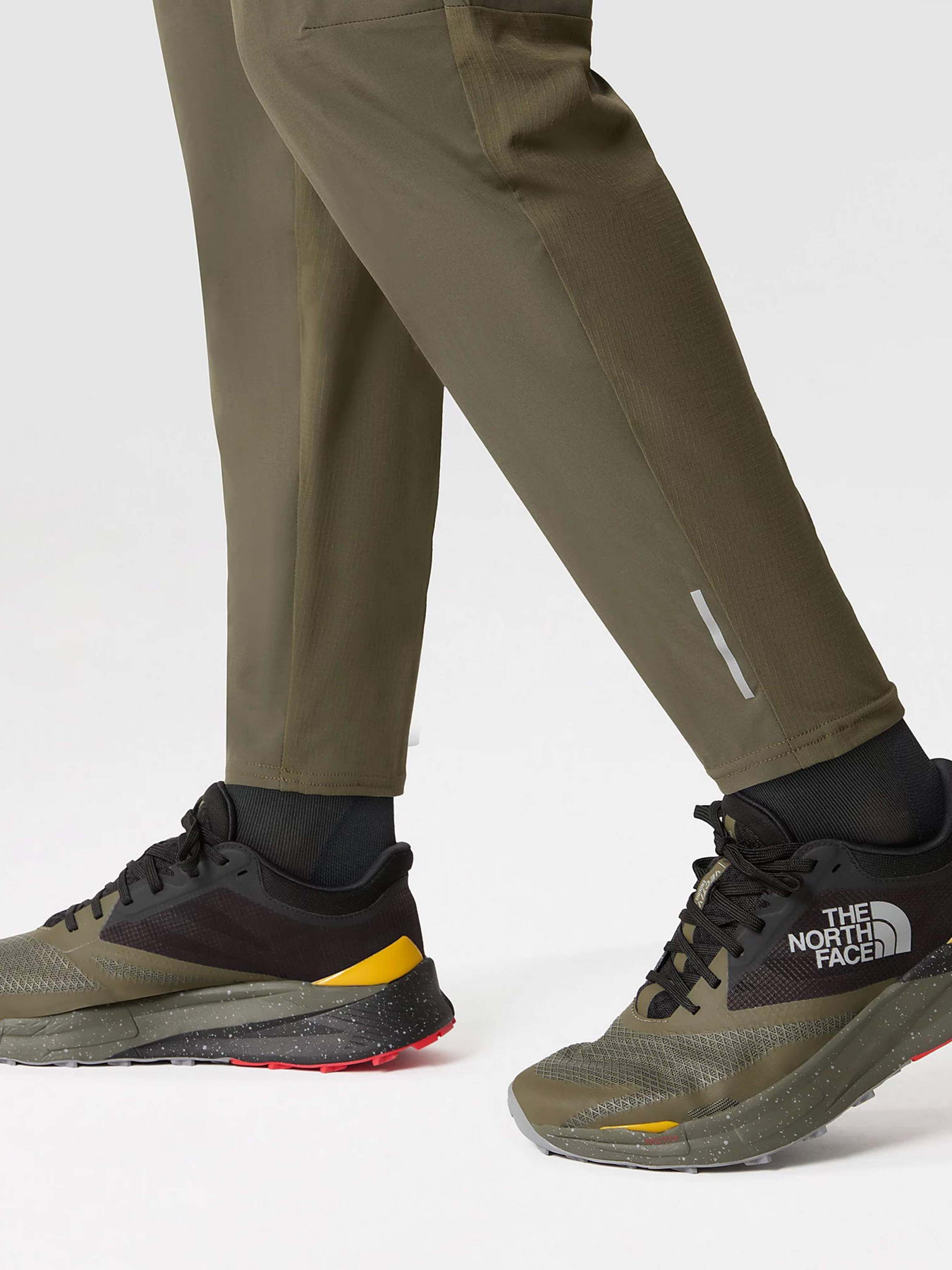 Кросівки для бігу The North Face VECTIV Enduris 3 модель NF0A7W5OBQW1 Фото