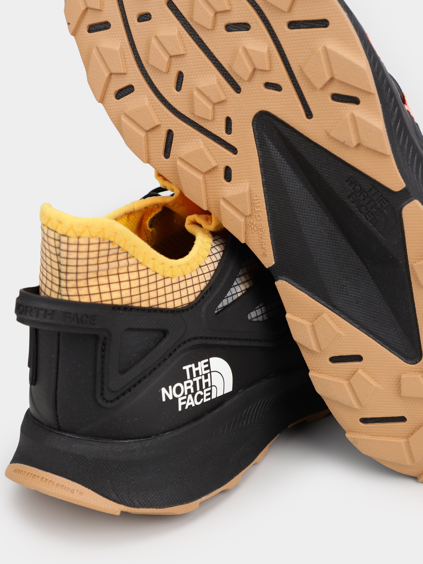 Кросівки аутдор The North Face Oxeye Tech Hombre модель NF0A7W5UZU31 Фото
