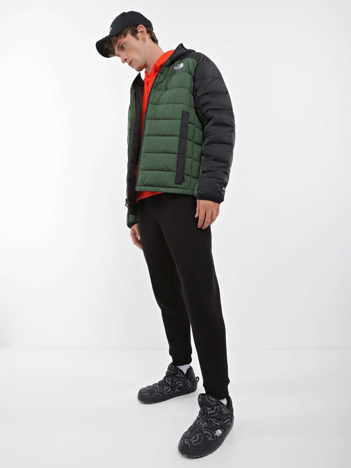 Чоботи дутики The North Face Thermoball™ Traction модель NF0A3MKHOJS1 Фото