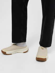 Сабо The North Face ’92 Reversible Nuptse модель NF0A8A92TIU1 Фото