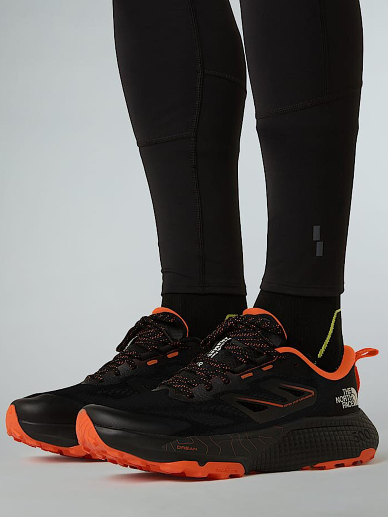 Кросівки для бігу The North Face модель NF0A83N3F381 Фото