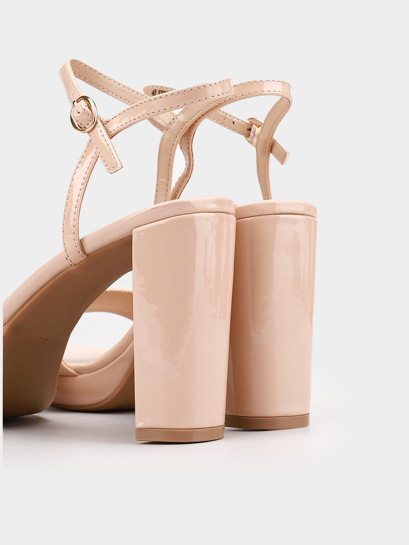 Босоножки M Wone модель 332857 Фото