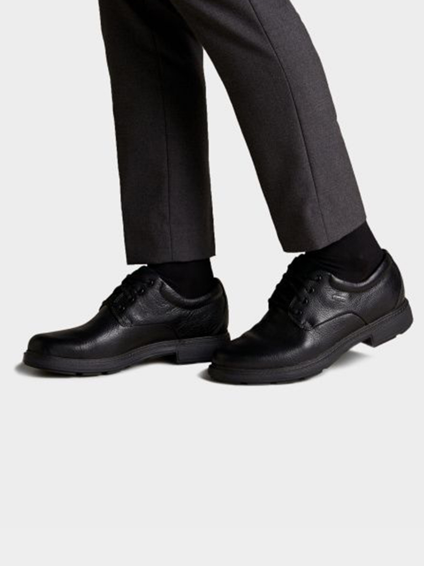 Напівчеревики Clarks Un Tread Lo модель 26145451 Фото