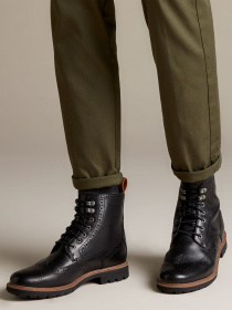 Ботинки Clarks Batcombe Lord модель 26146501 Фото