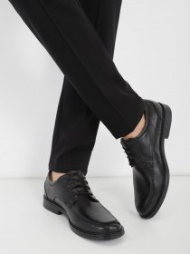 Туфлі Clarks Aldric Park модель 26132576 Фото