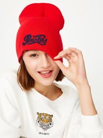 Шапка Only модель 117386515F16_червоний з т.синім Фото